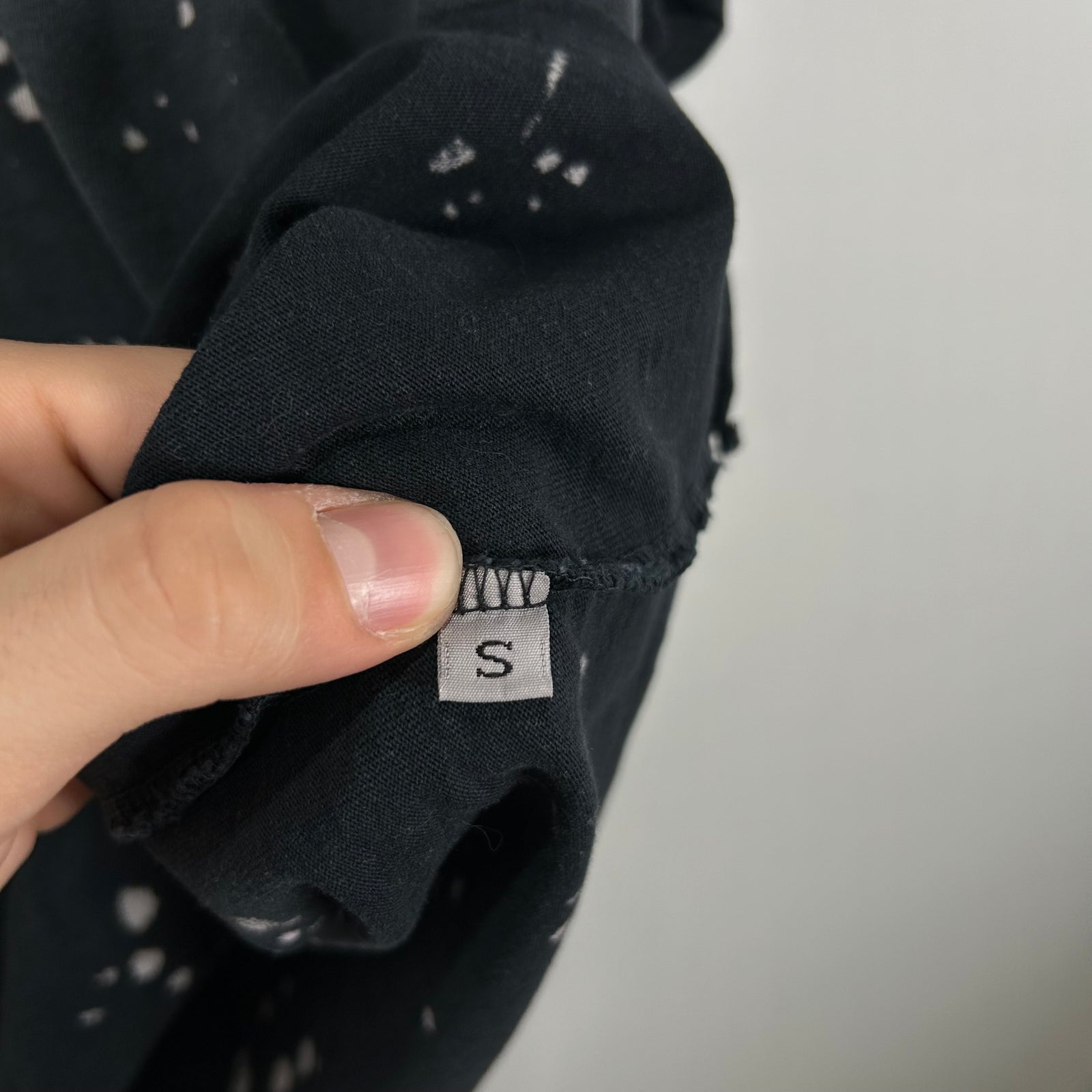 Satoshi Nakamoto Black Distressed Luke T-Shirt Size S