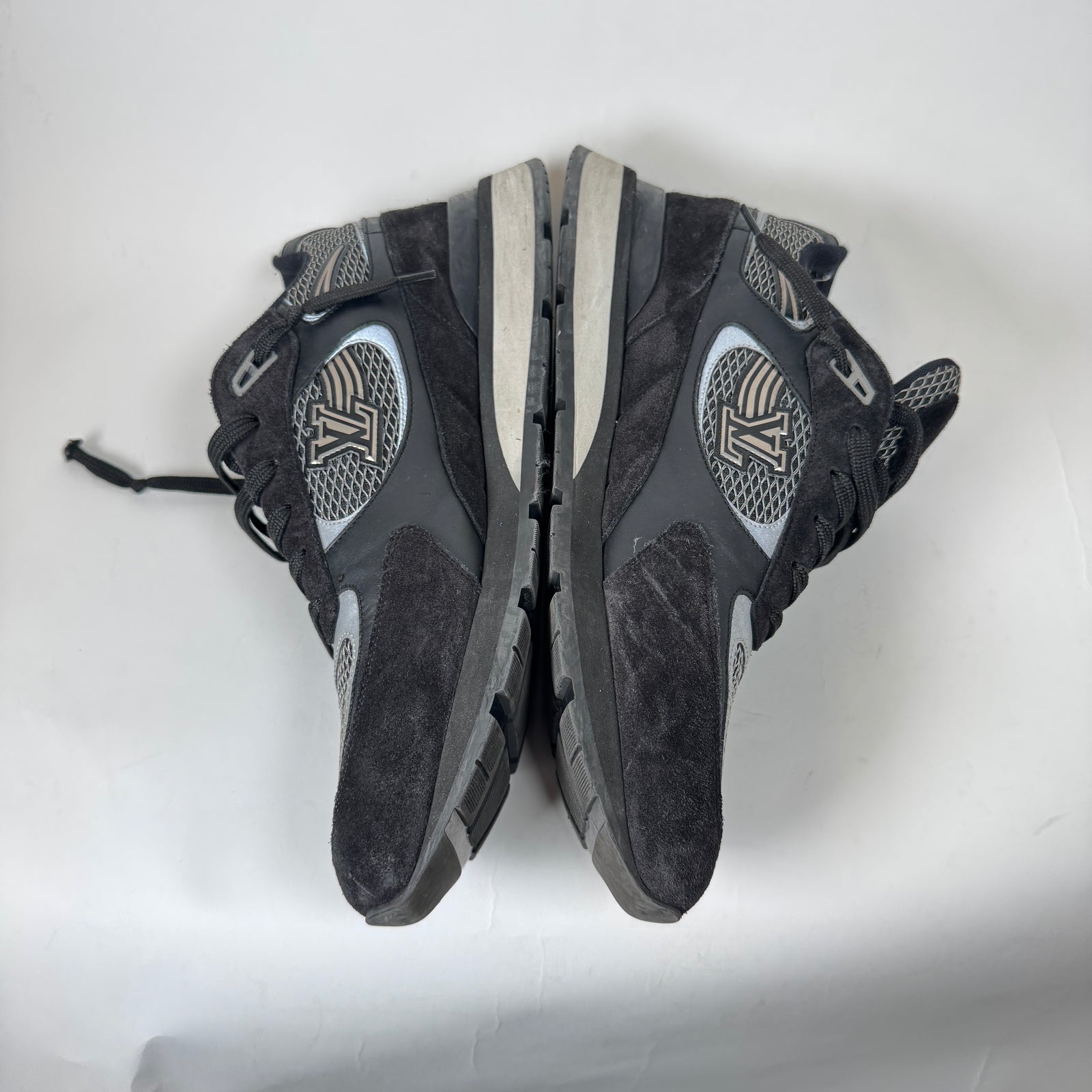 Louis Vuitton Black Runaway Sneaker Size LV 9