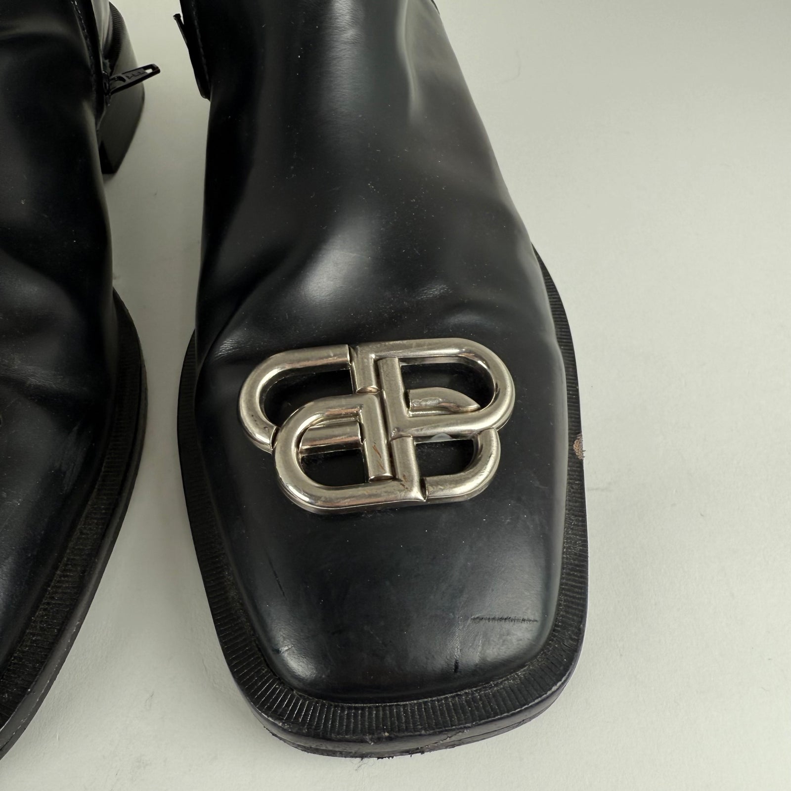 Balenciaga Rim BB Icon Leather Ankle Boots Size 43