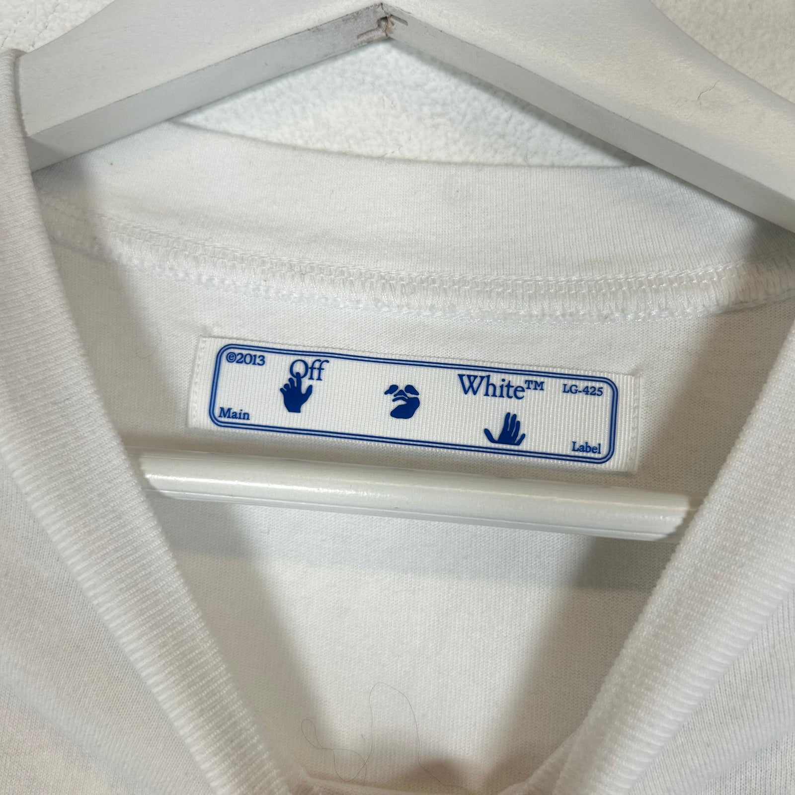 Off-White White Carravaggio T-Shirt Size XS