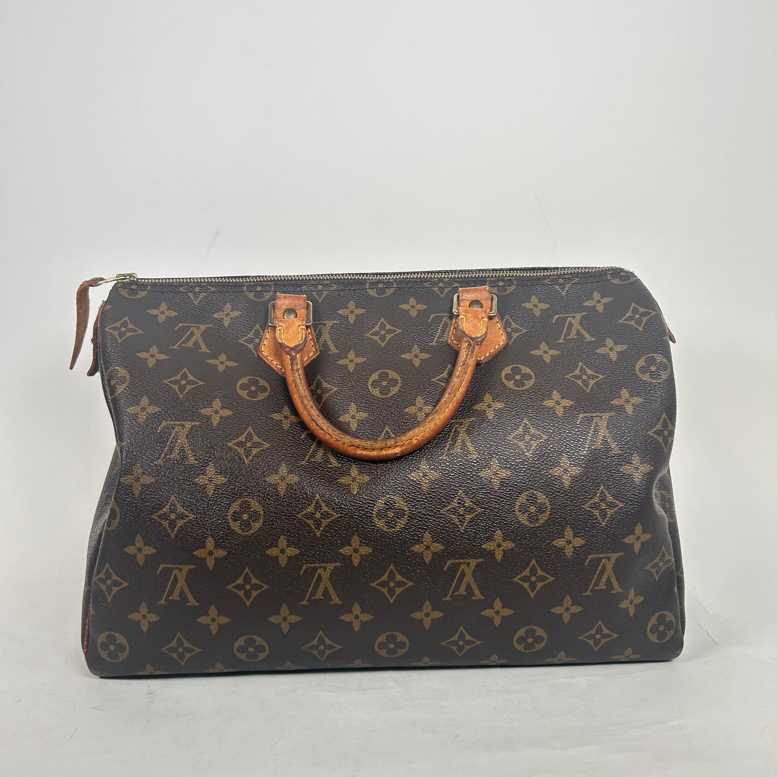 Louis Vuitton Monogram Speedy 35