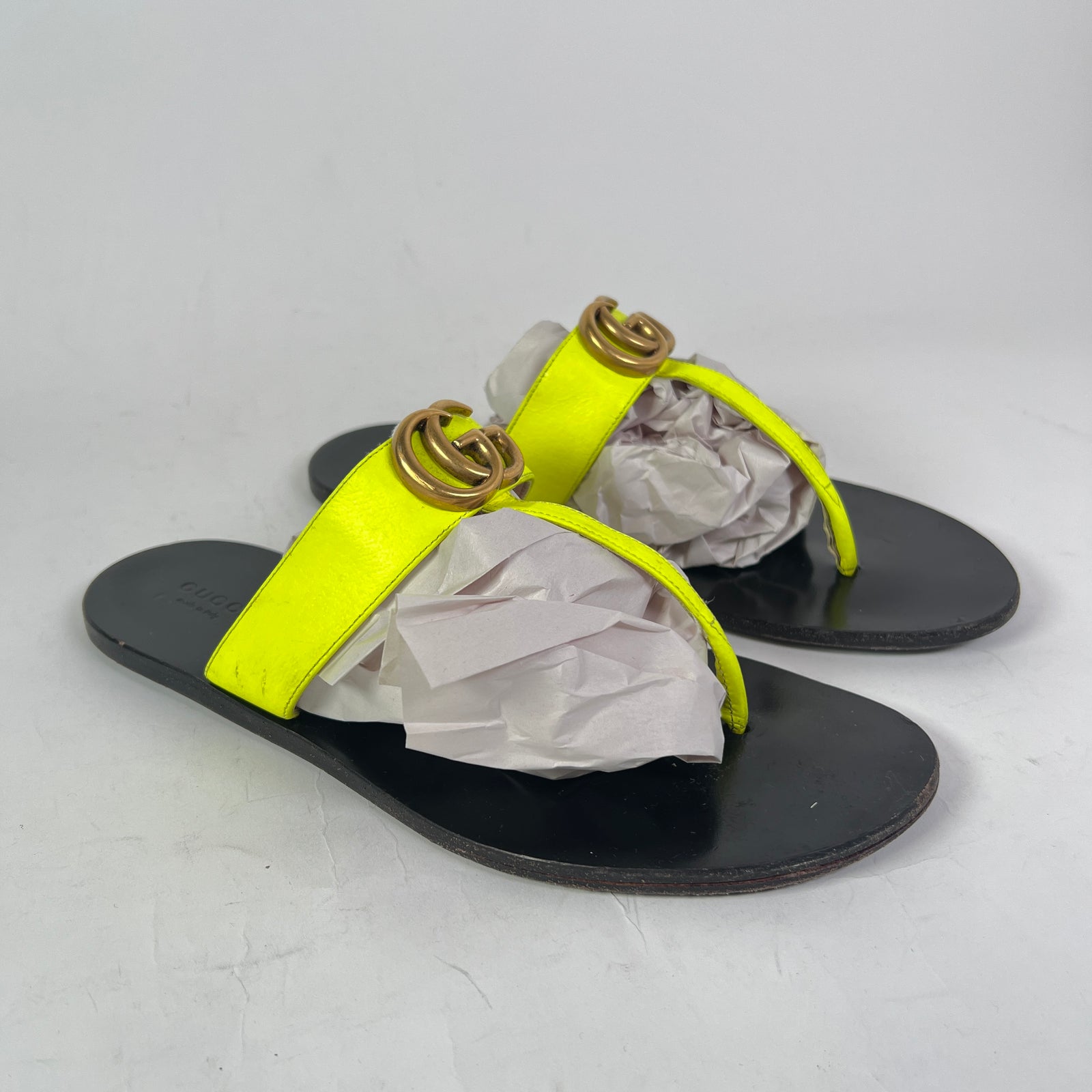 Gucci Calfskin GG Marmont Thong Sandals