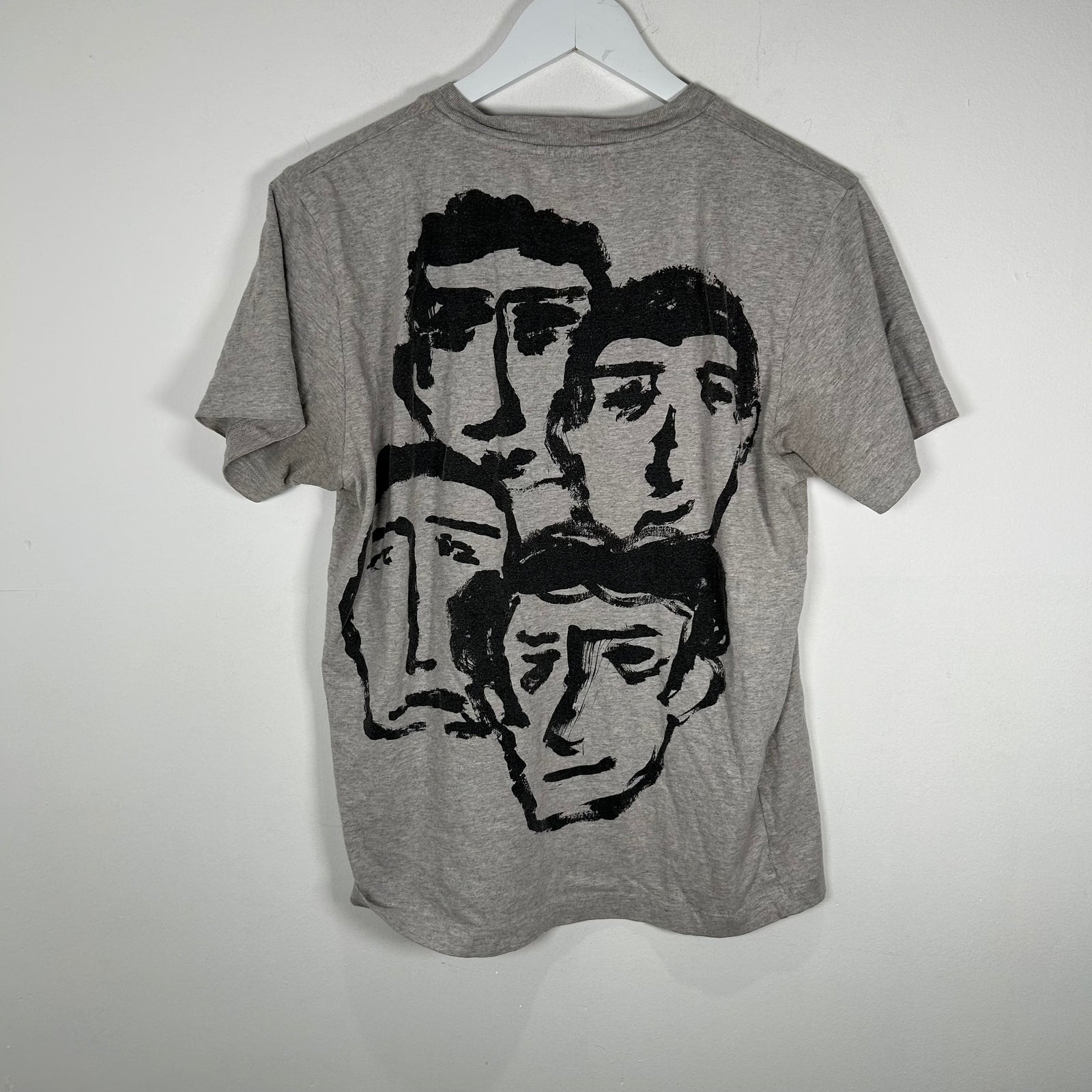Off-White Faces Graphic Grey T-Shirt Size S