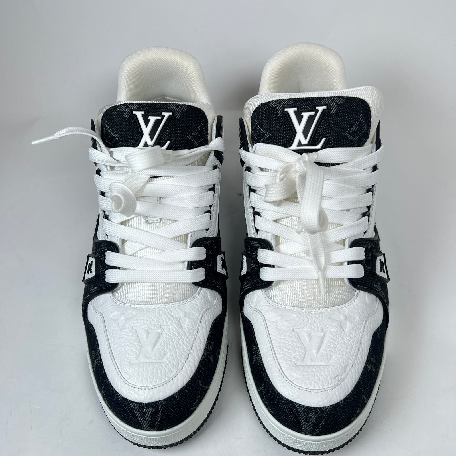 Louis Vuitton Black Noir Denim Monogram Trainer Size LV 9