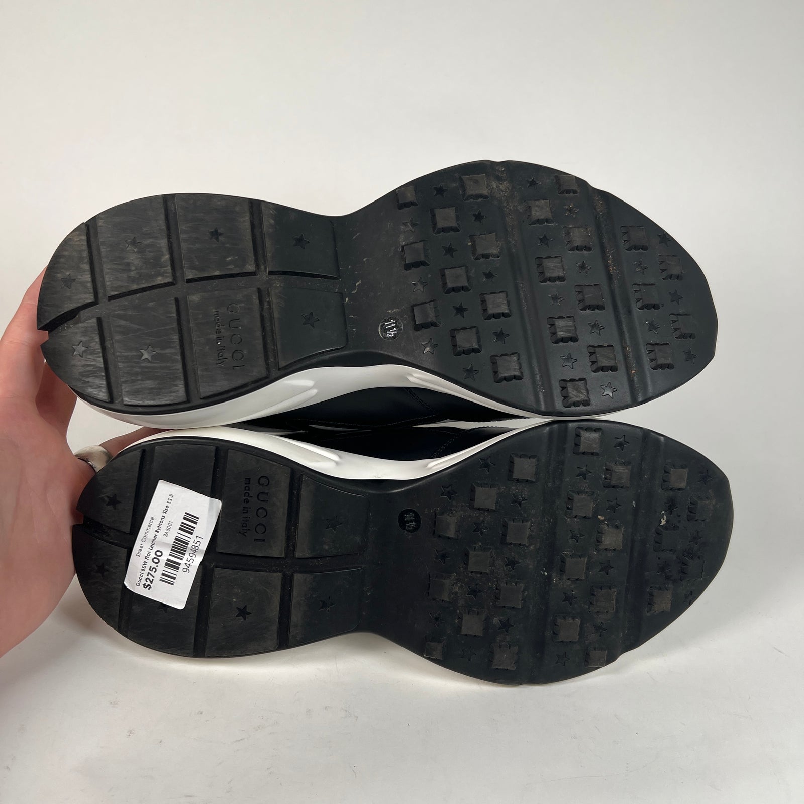 Gucci B&W Flat Leather Rythons Size 11.5