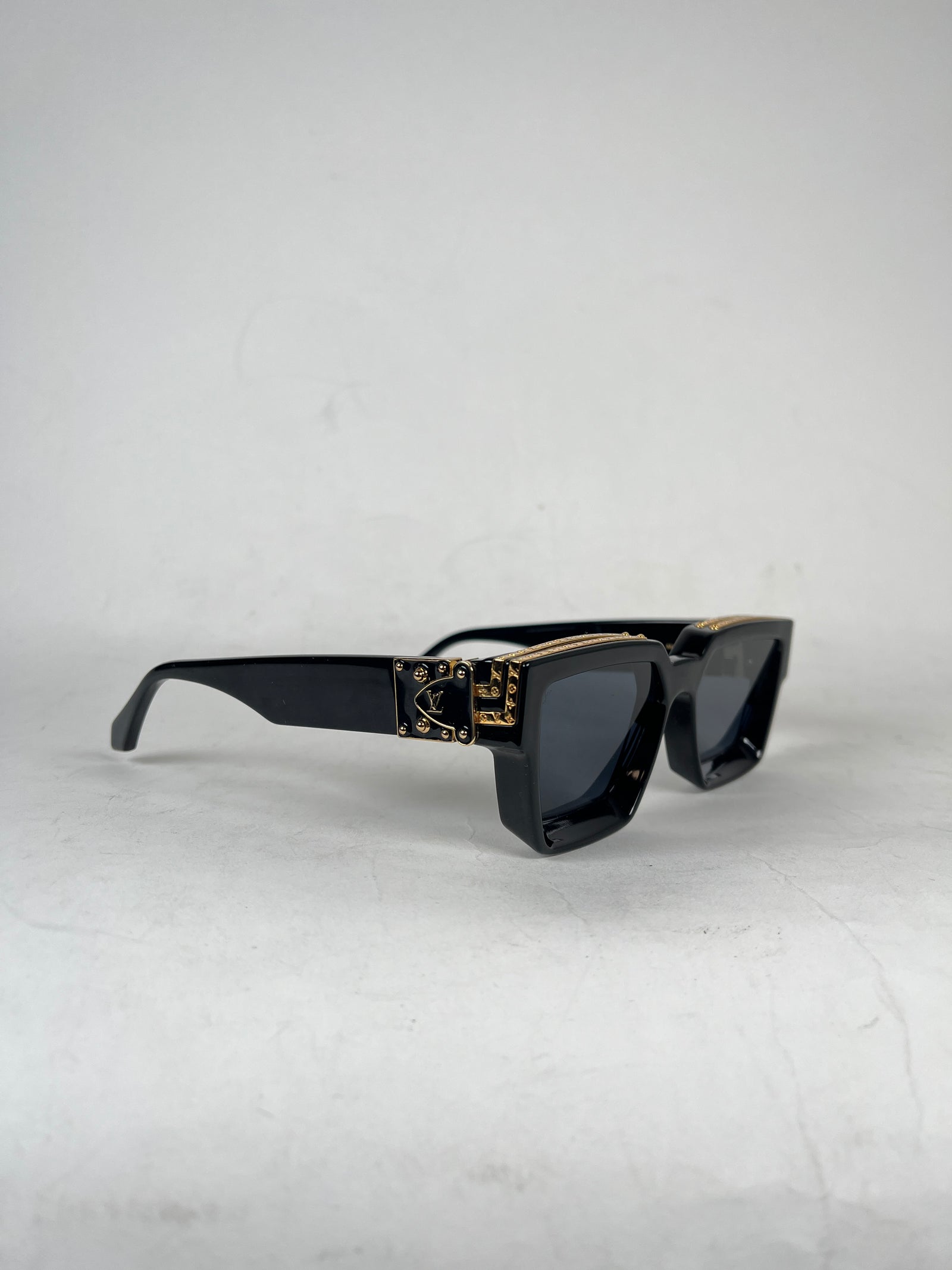 Louis Vuitton Black/Gold Millionaire 1.1 Sunglasses