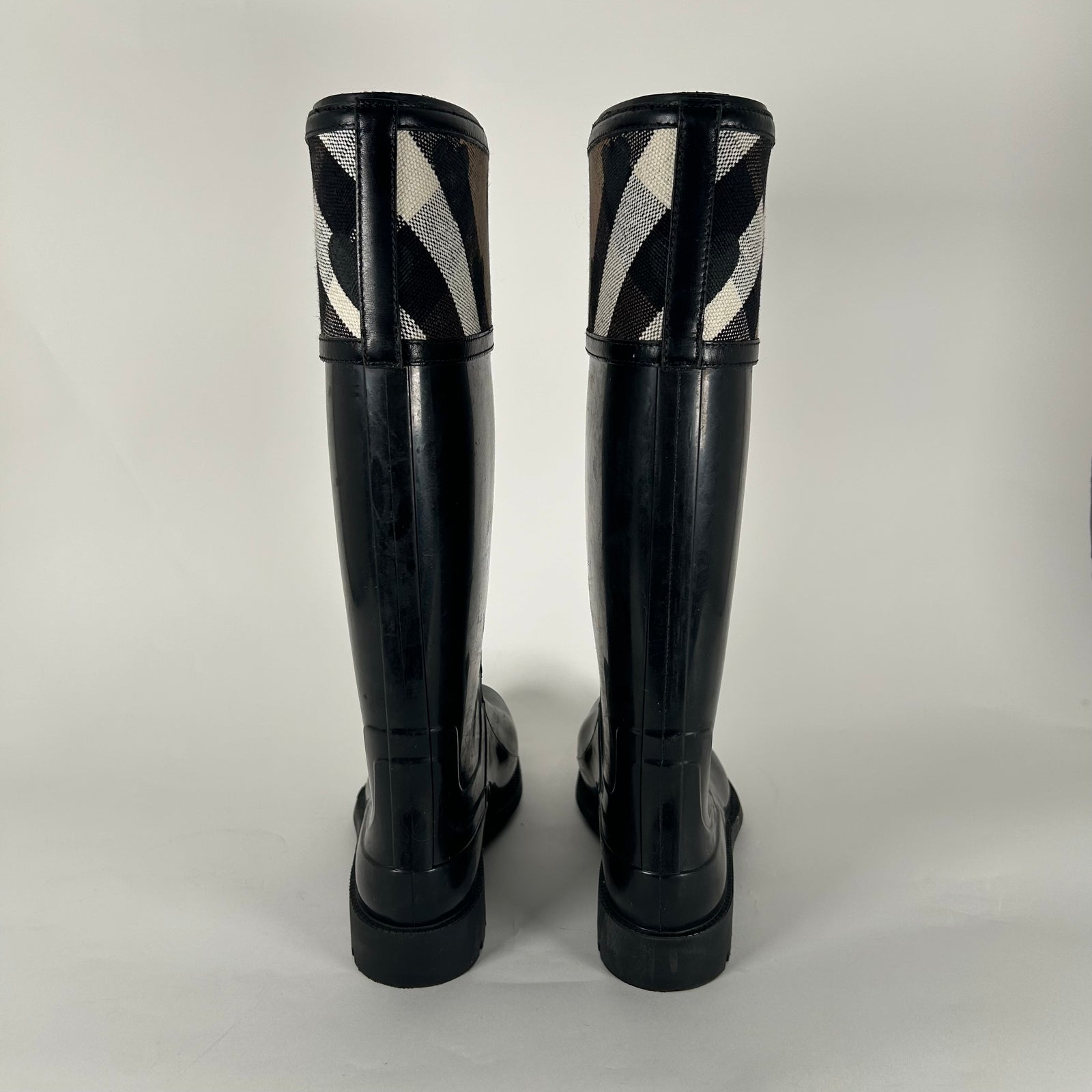 Burberry Rain Boots Size 40
