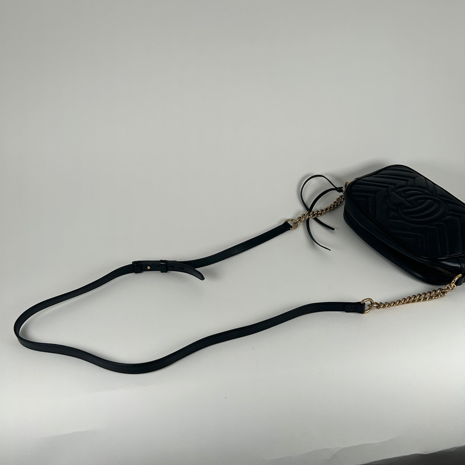 Gucci GG Marmont Small Camera Bag