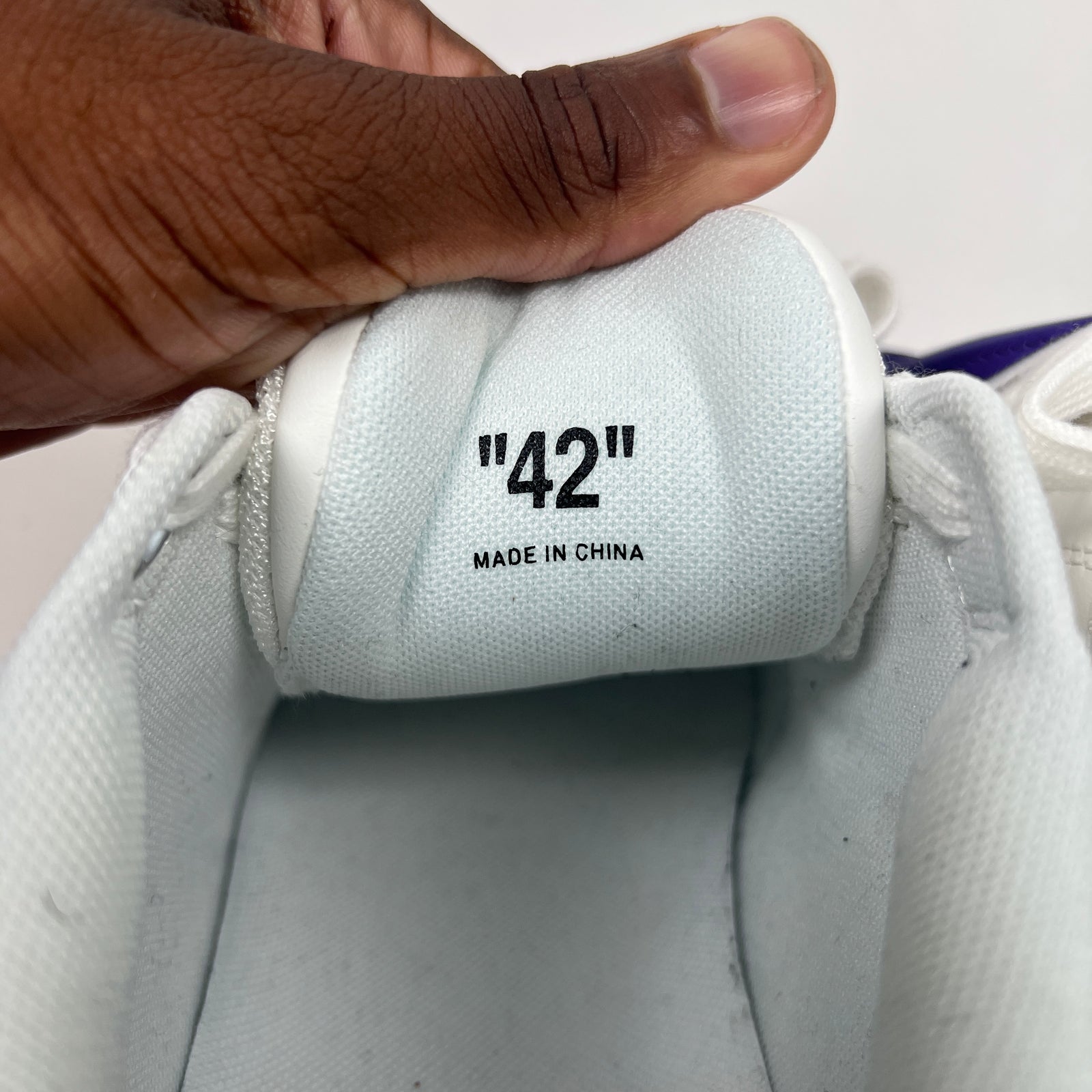 Off-White Purple Out Of Office Sneaker Size 42