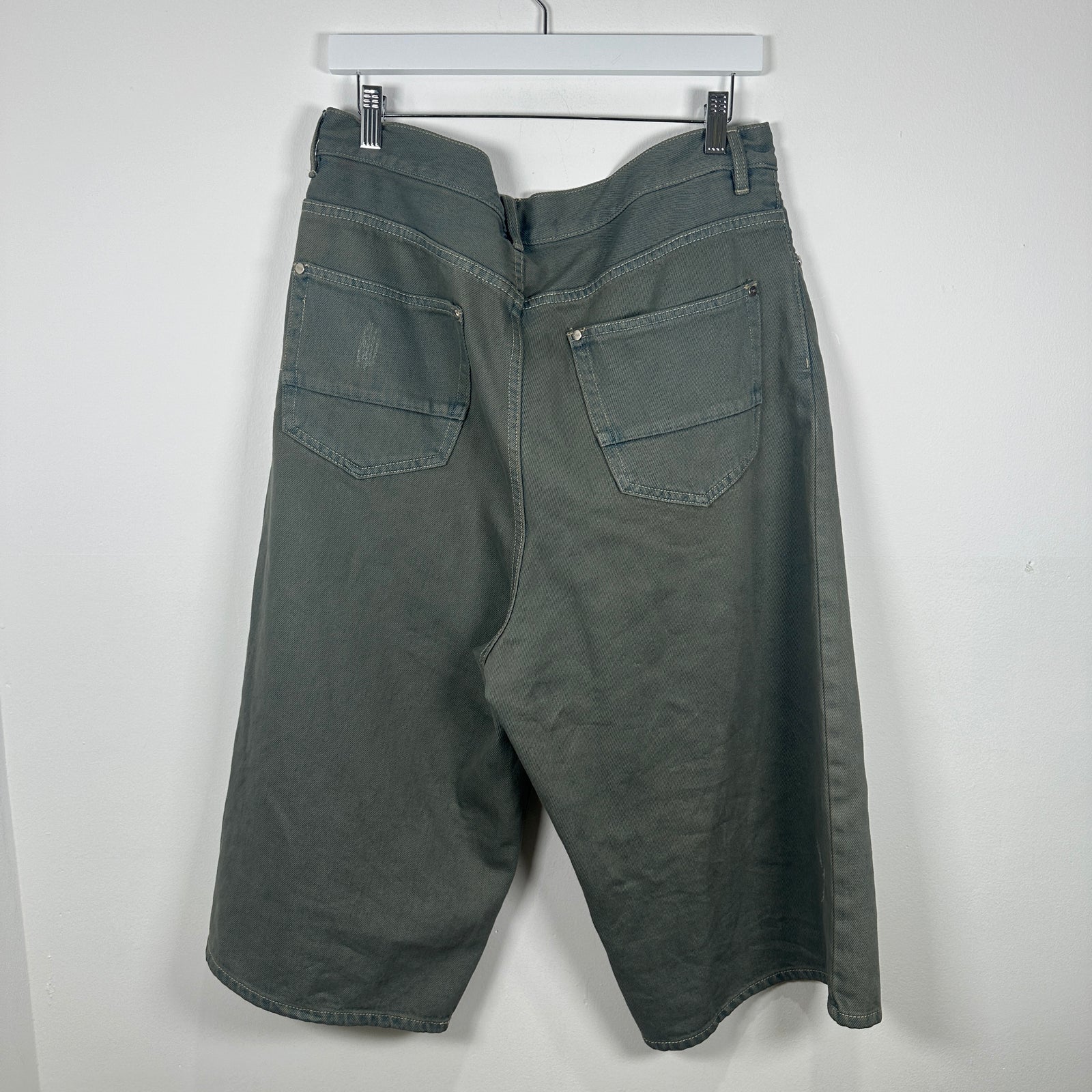 Esoteric Grey Wash Jean Shorts Size 36