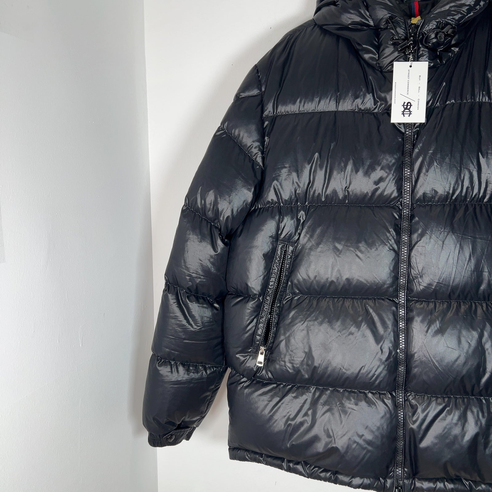 Moncler Black Erins Giubbotto Puffer Jacket