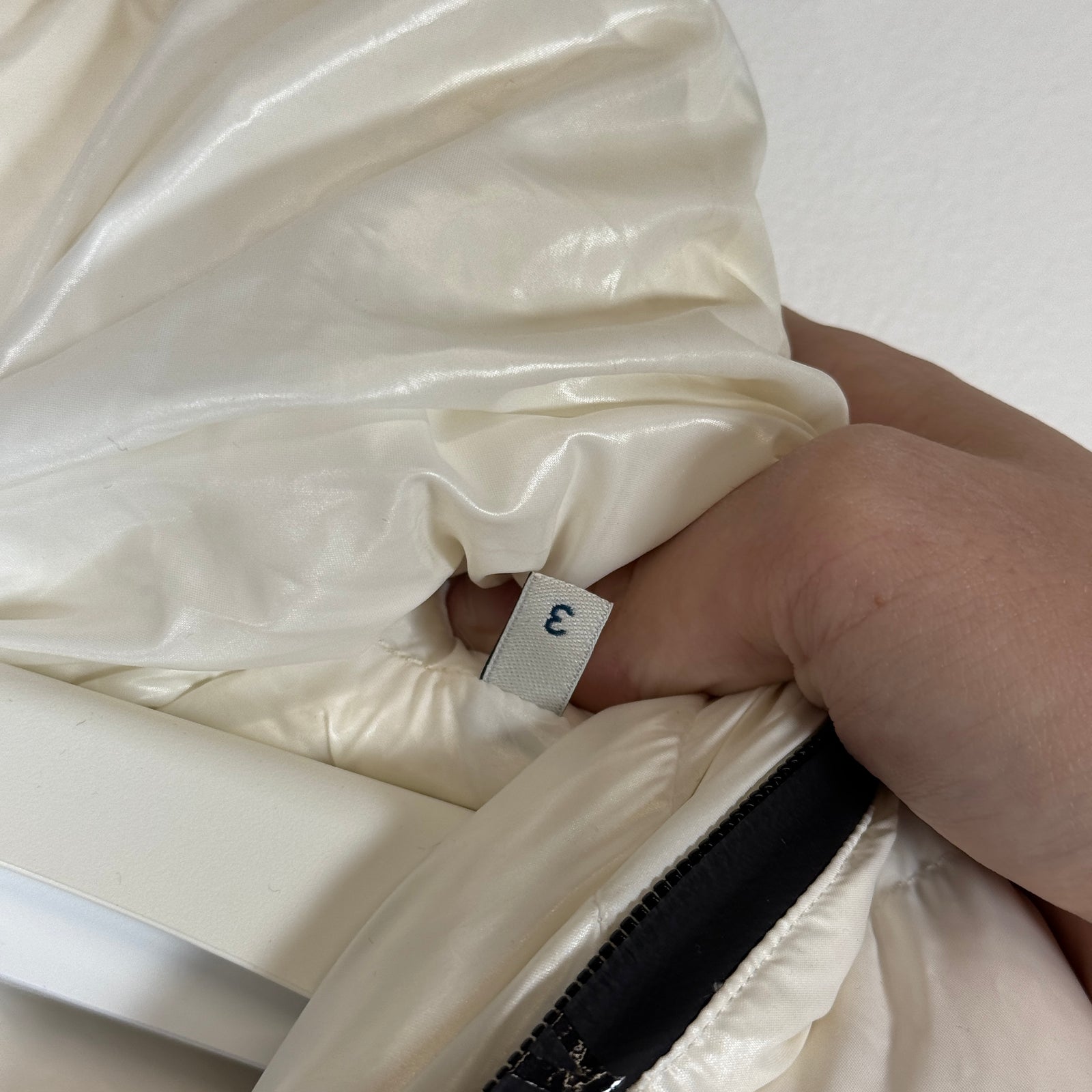 Moncler White Guenioc Giubbotto Jacket Size 3