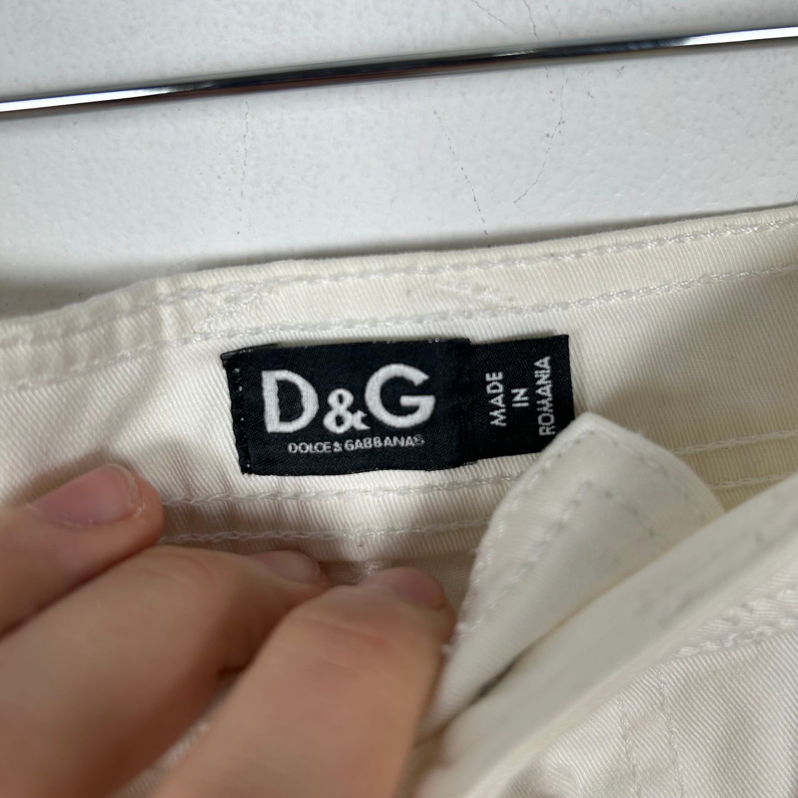 Dolce & Gabbana White Pin-Stripe Skirt Size 27