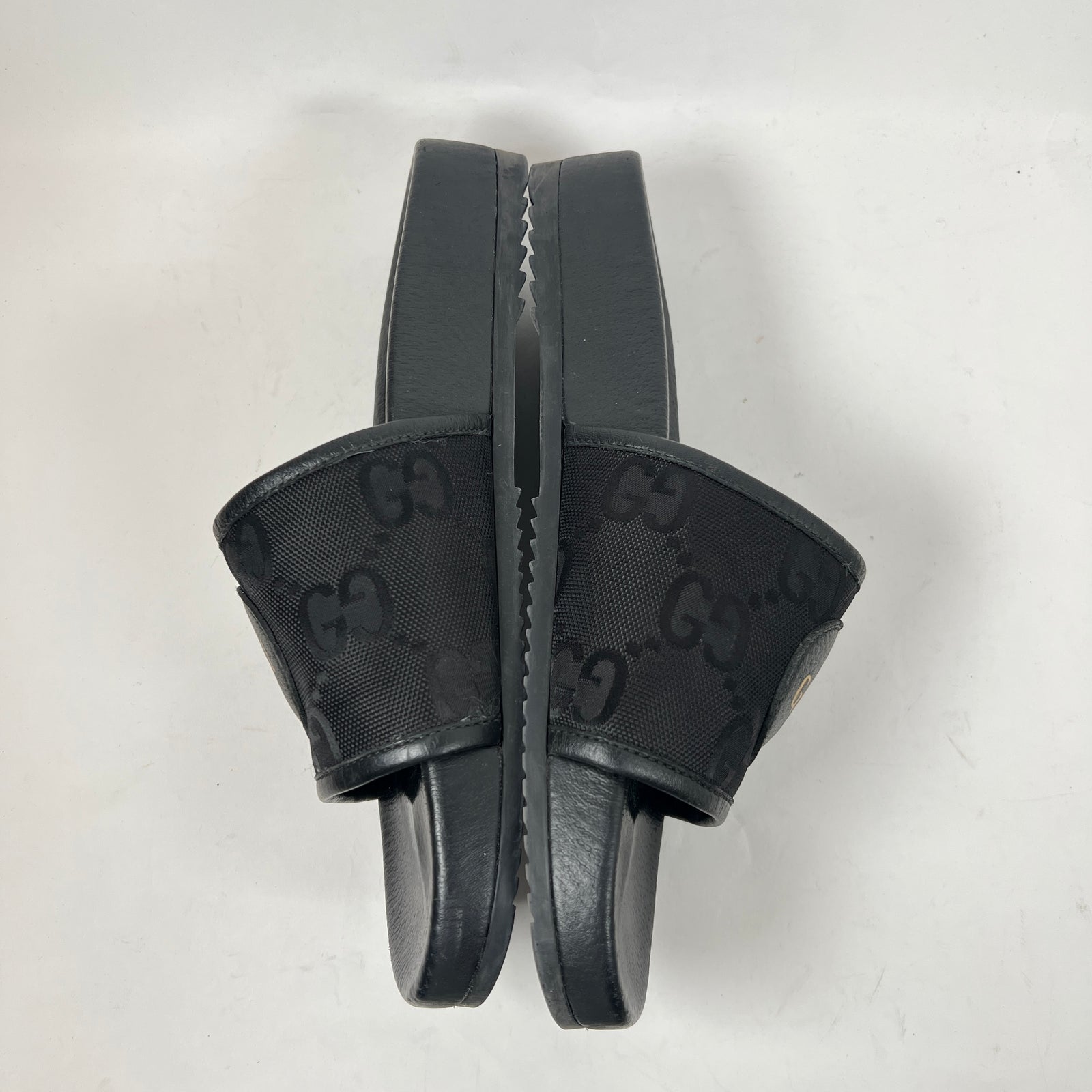 Gucci Black Off The Grid Sandals Size GG 9
