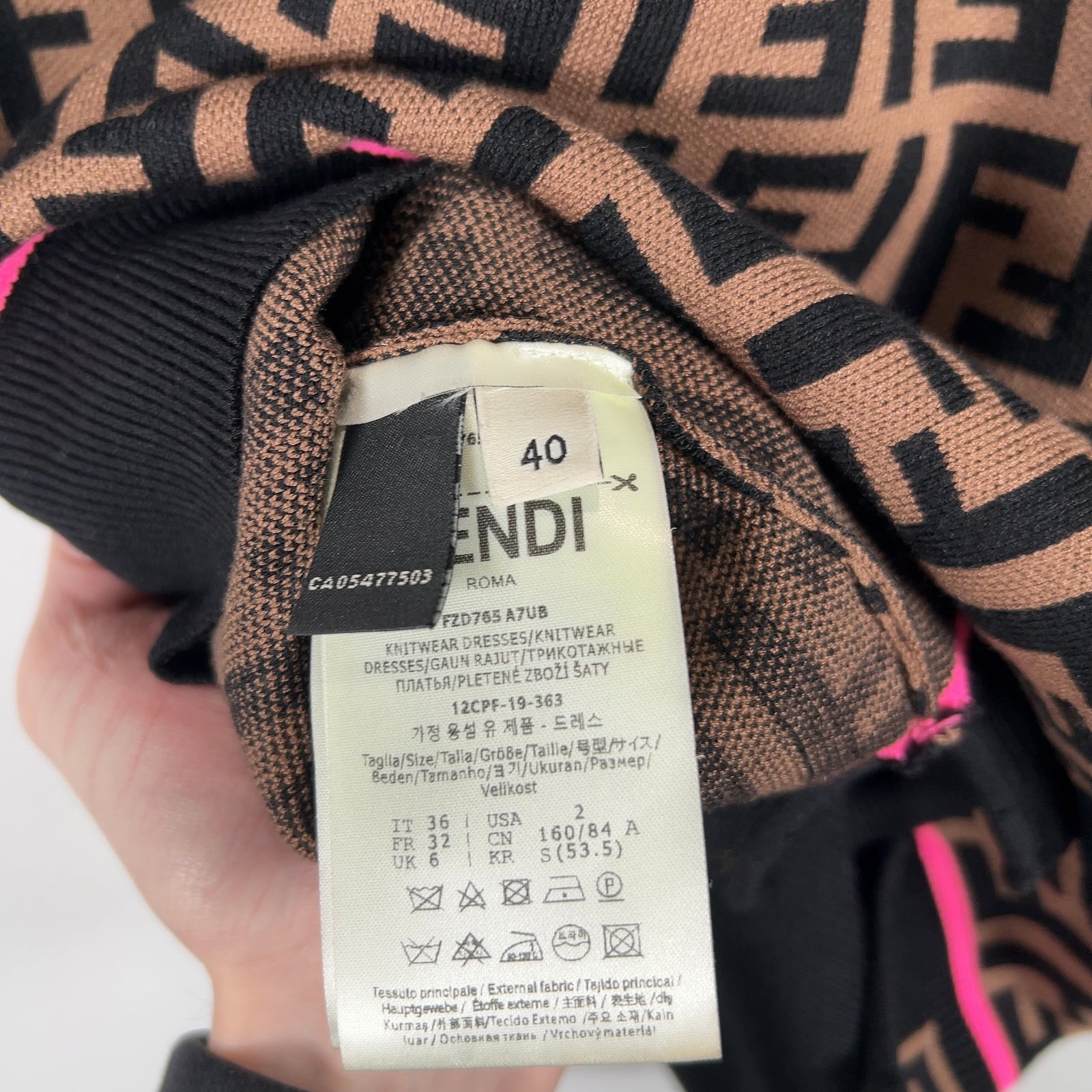 Fendi Intarisa Knit All Over Print T-Shirt Size M