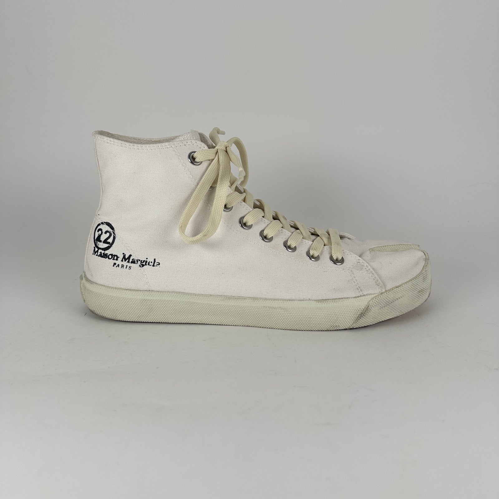 Maison Margiela White Tabi High-Tops Size 7