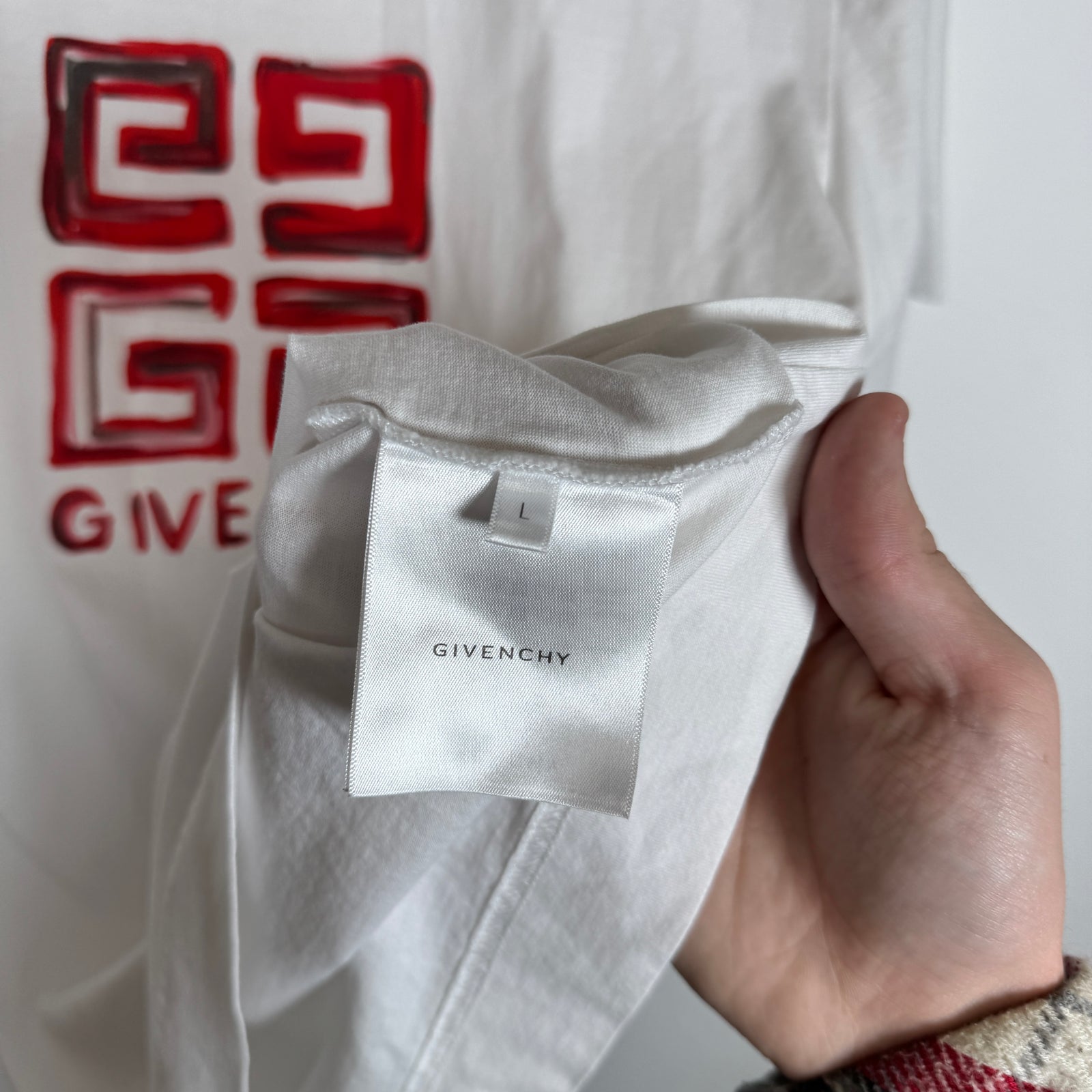 Givenchy White/Red 4G Logo Tee Size L