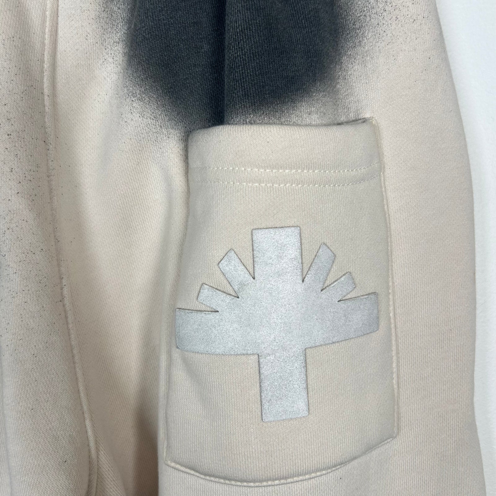 Vertabrae Spotted Flare Sweatpants Size M
