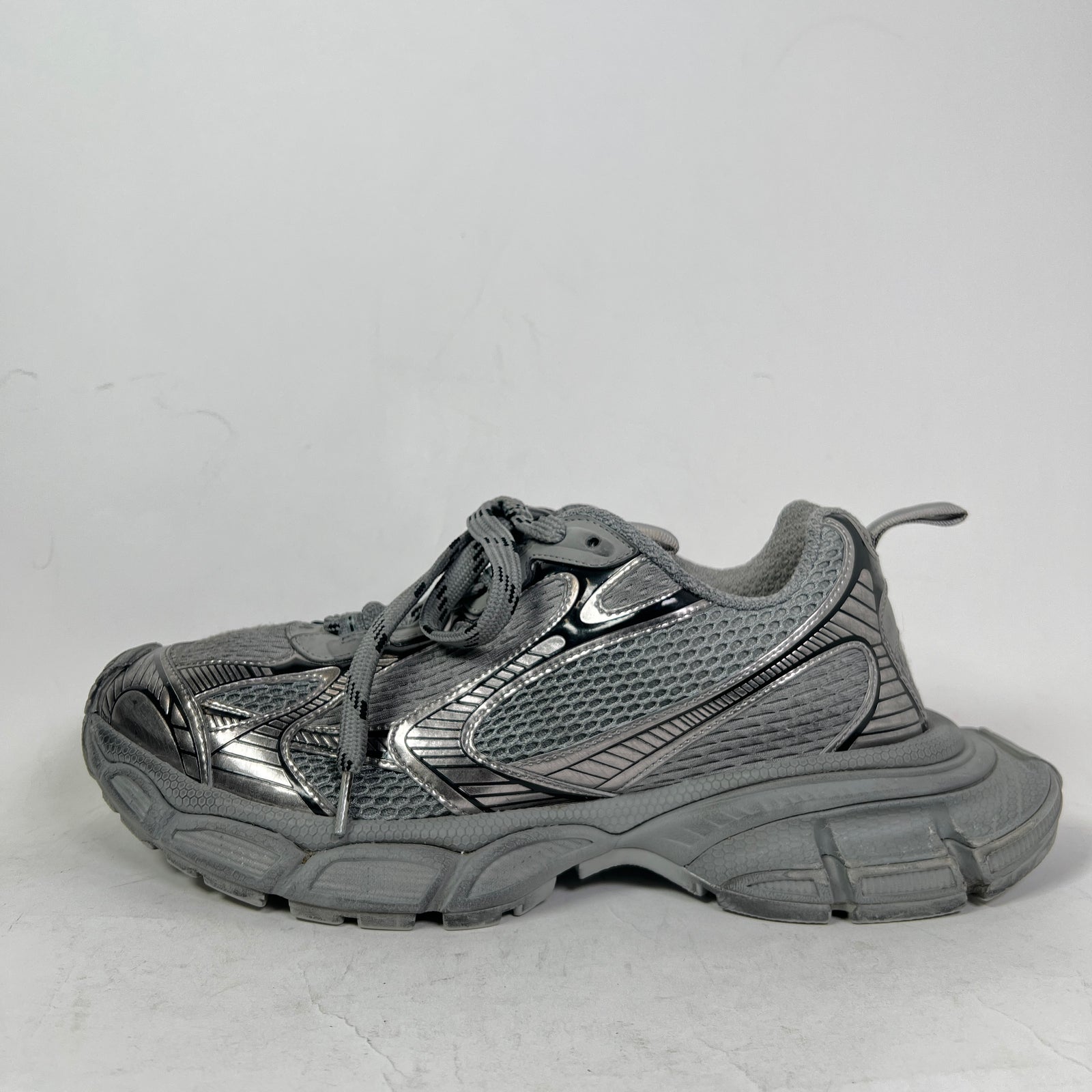 Balenciaga Distressed 3XL Sneaker