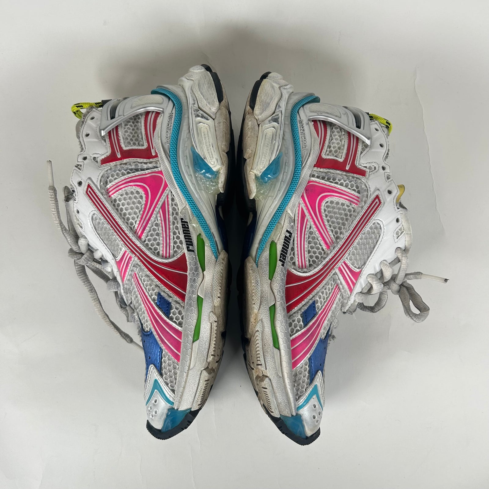 Balenciaga Multi-Color 2.0 Runner Size 40