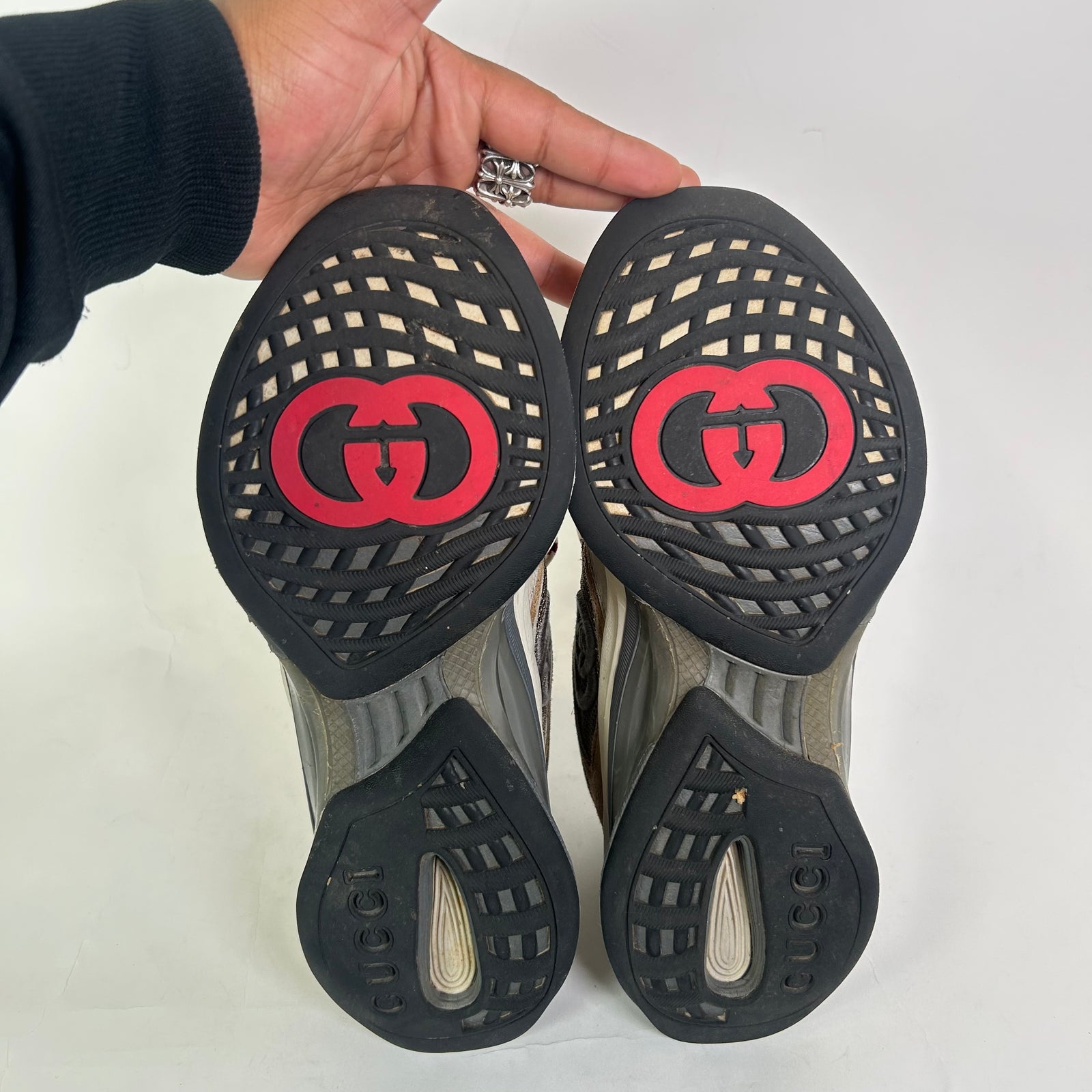 Gucci Gray/Brown Interlocking G Runners Size GG 39.5