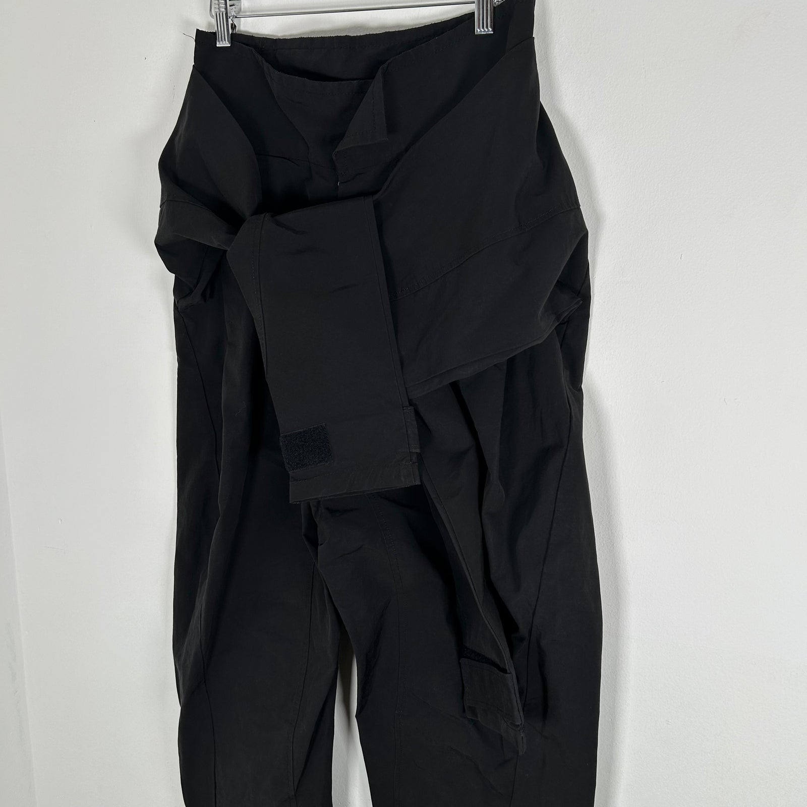 Julius Black Hybrid Sleeve Pants Size 2