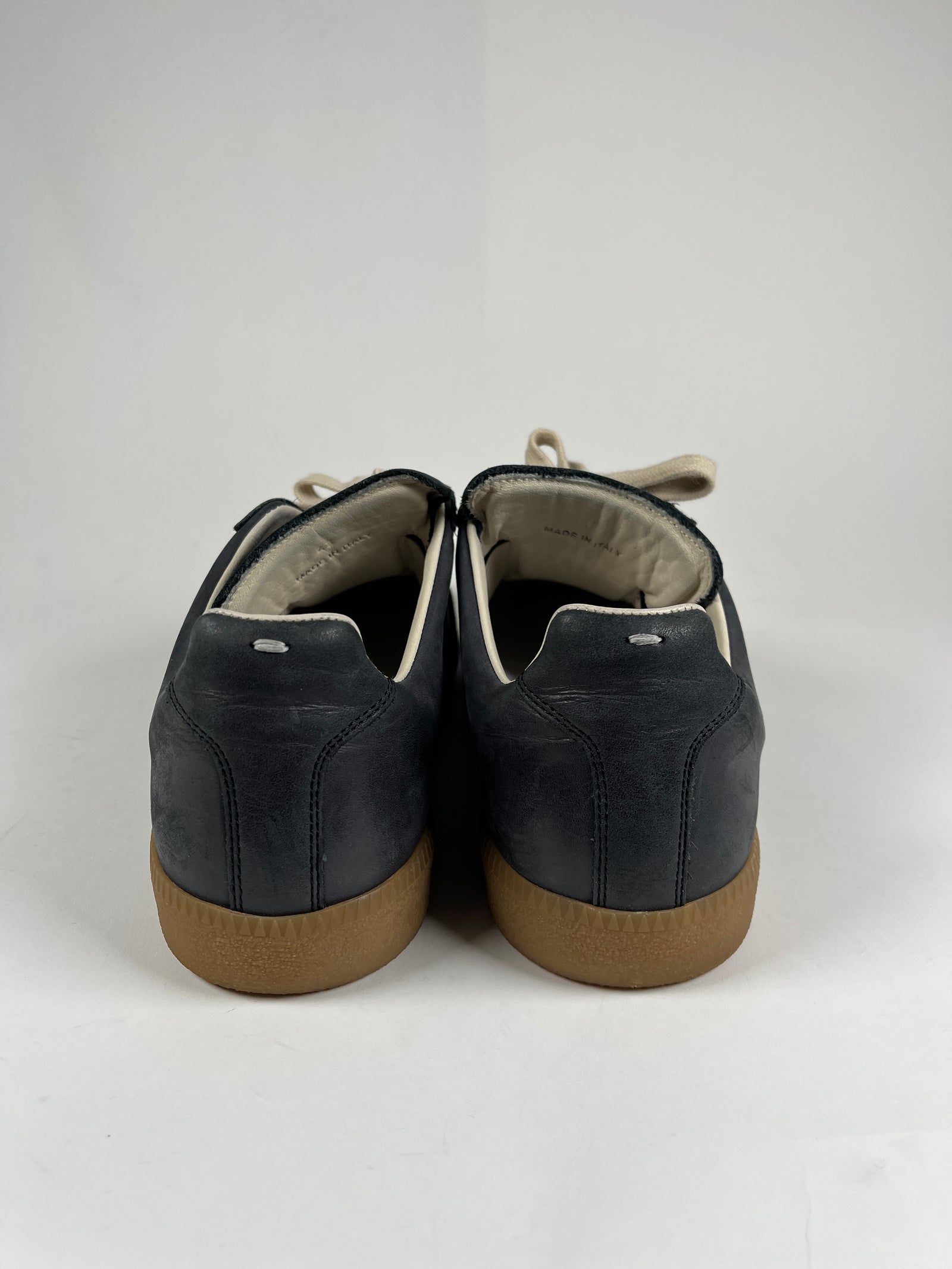 Maison Margiela Navy Paint Splatter Gats Size 43