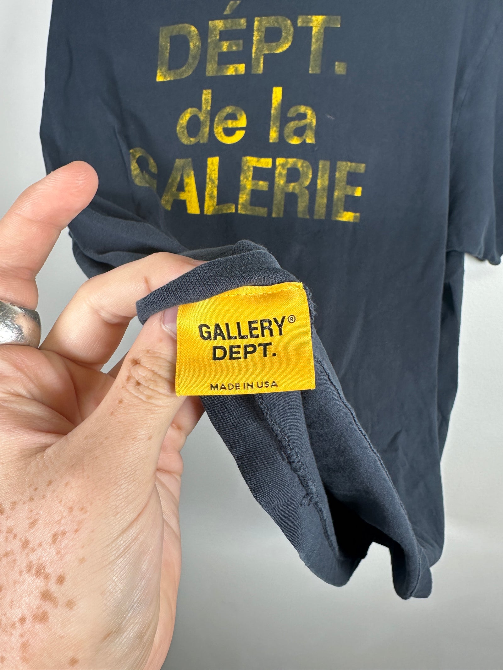 Gallery Dept. French Yellow Logo T-Shirt Size L