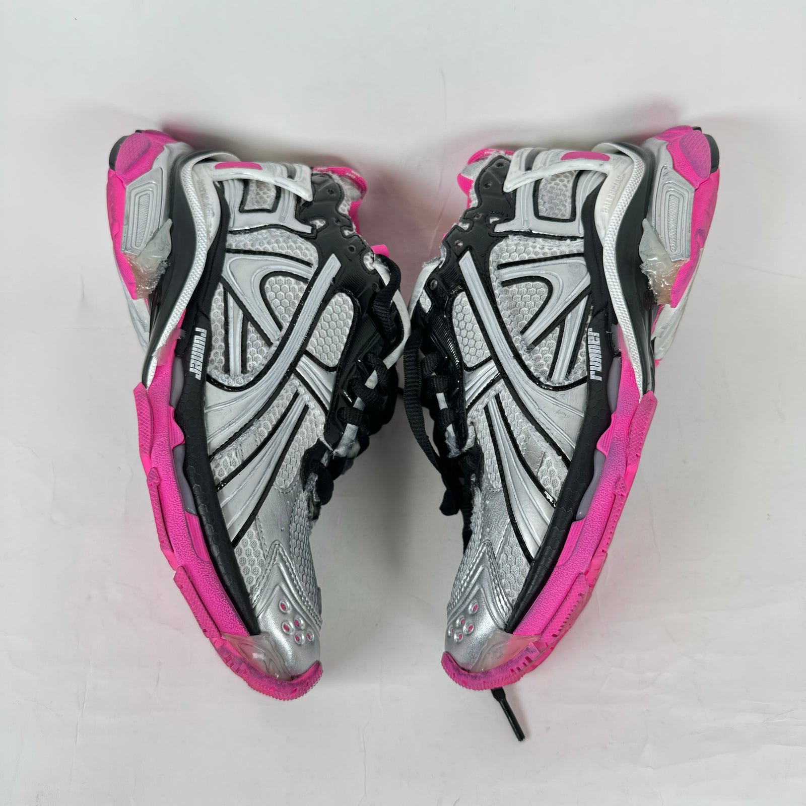 Balenciaga Black/Pink Runners Size 40