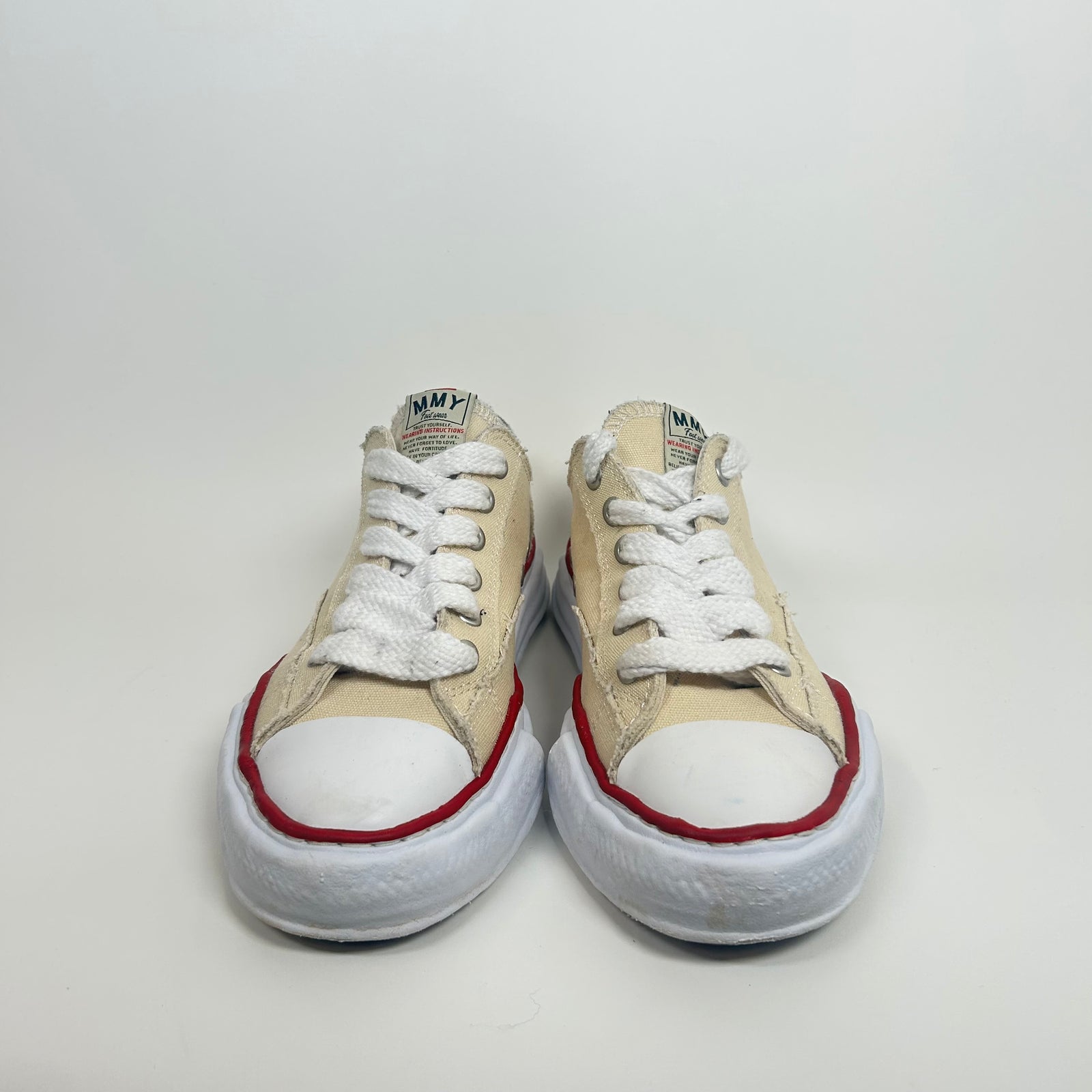 MMY Cream Peterson Sneaker Size 40