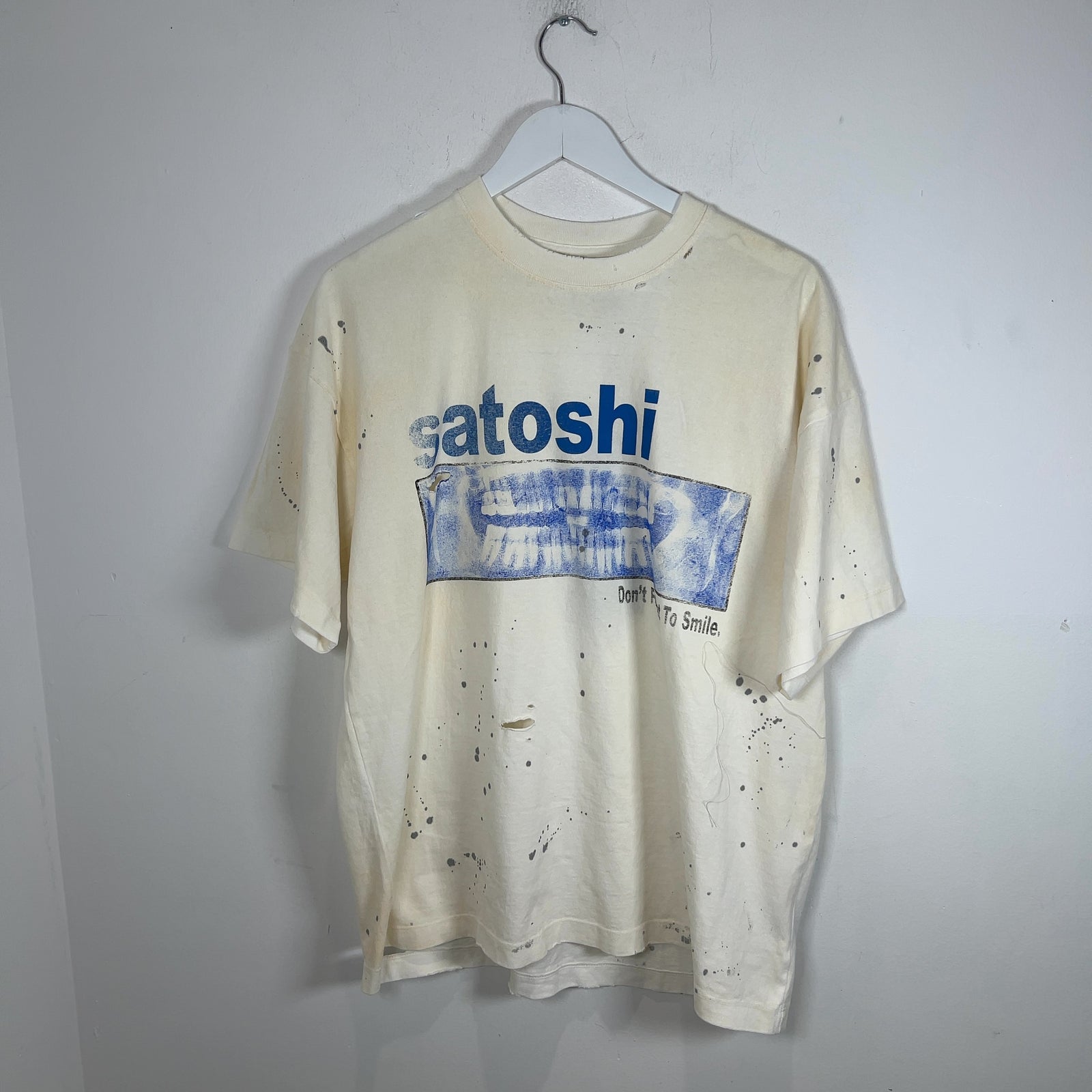 Satoshi Nakamoto 'Dont Forget To Smile' Graphic T-Shirt