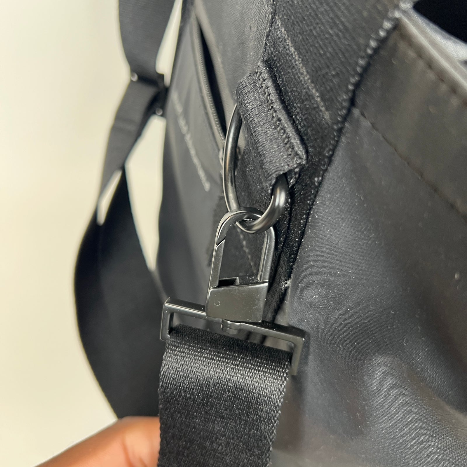 Want Les Essentials Black Travel Bag