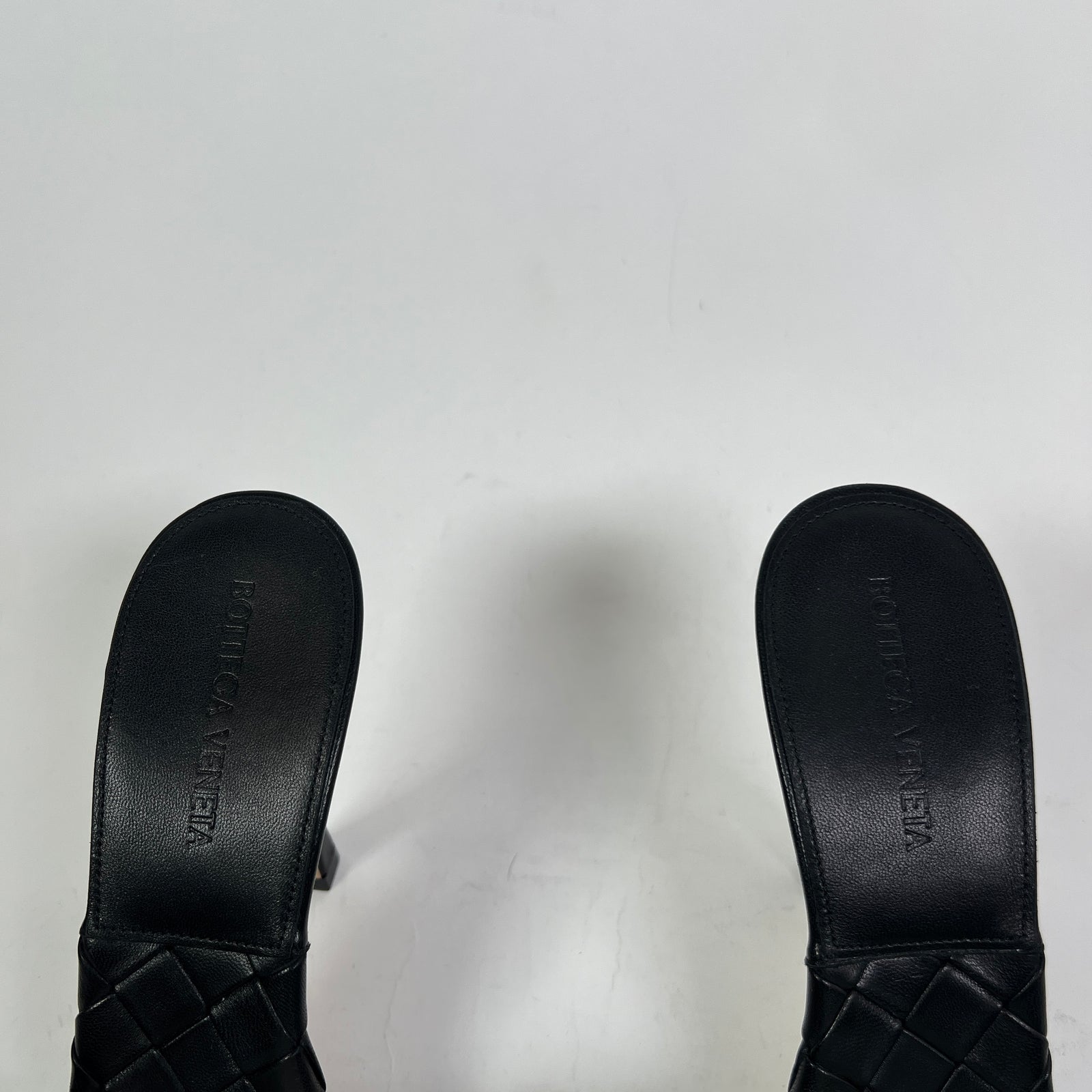 Bottega Veneta Lido Intrecciato Leather Mules