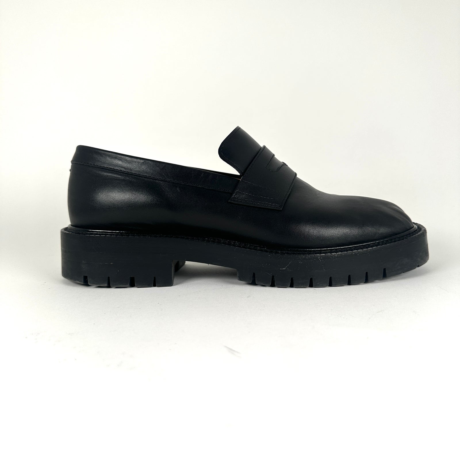 Maison Margiela Tabi Derby Lug Loafer Size 39