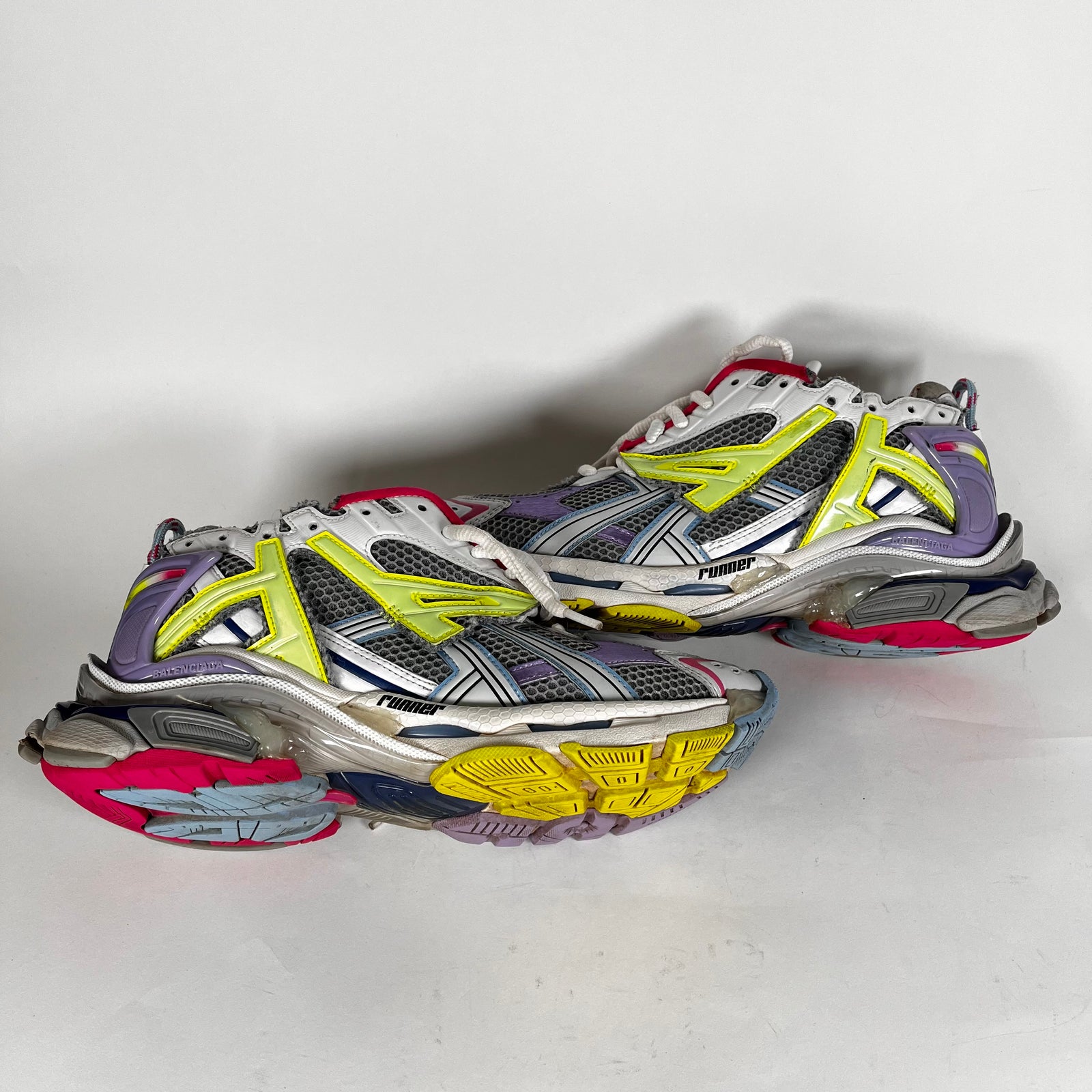Balenciaga Runner Pink Size 43