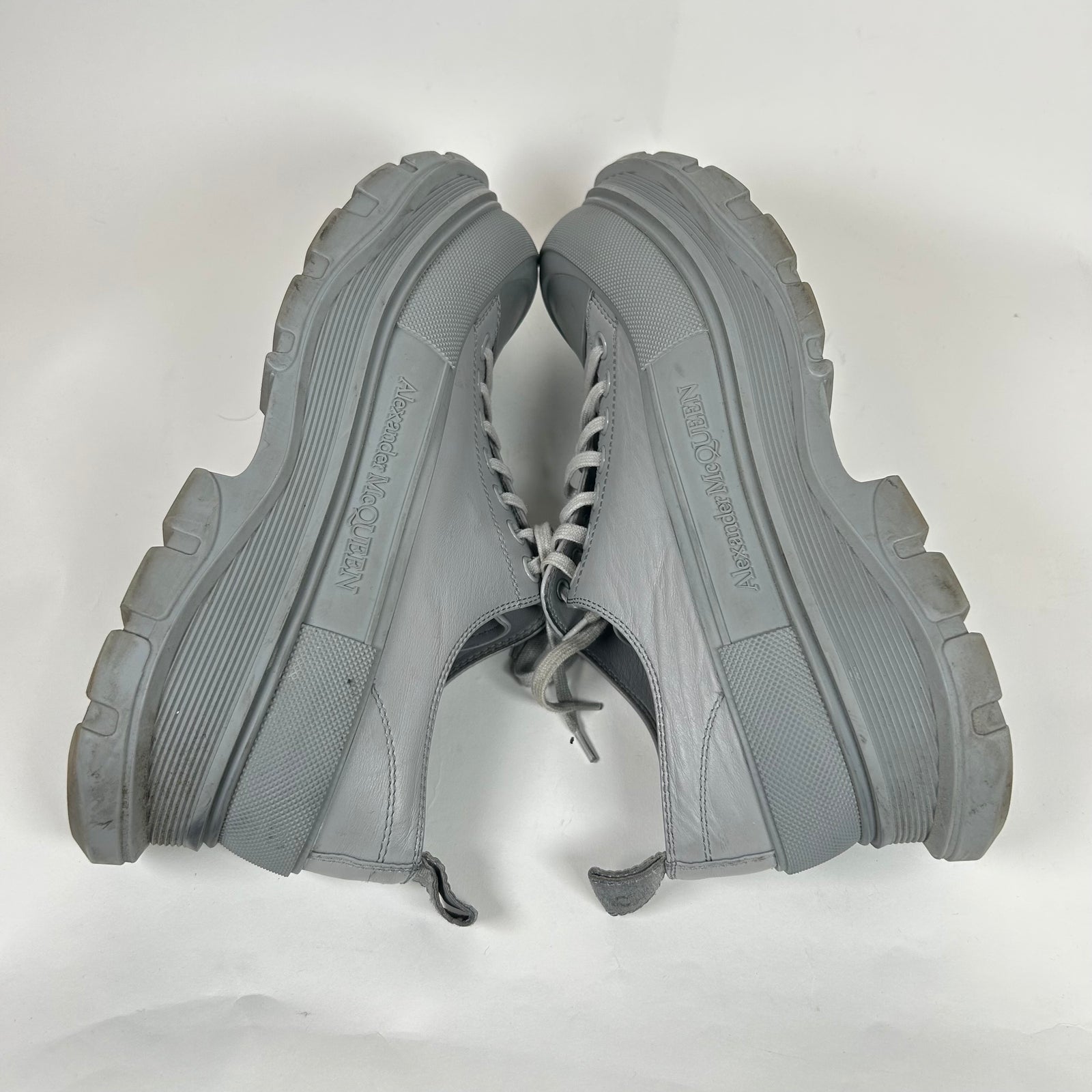 Alexander McQueen Grey Tread Slick Low Top Sneaker Size 45