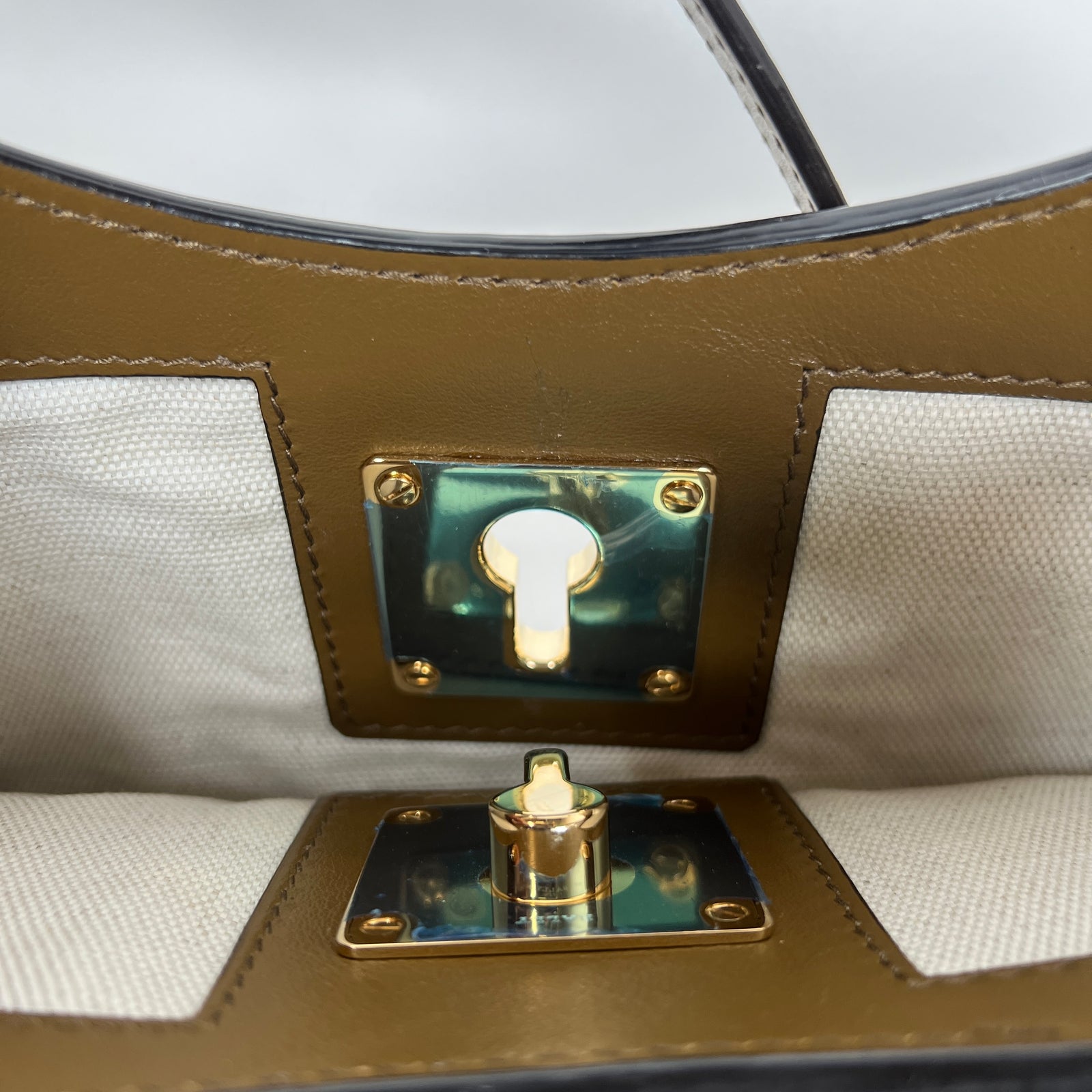 Bally Khaki Gold Leather Shoulder Bag