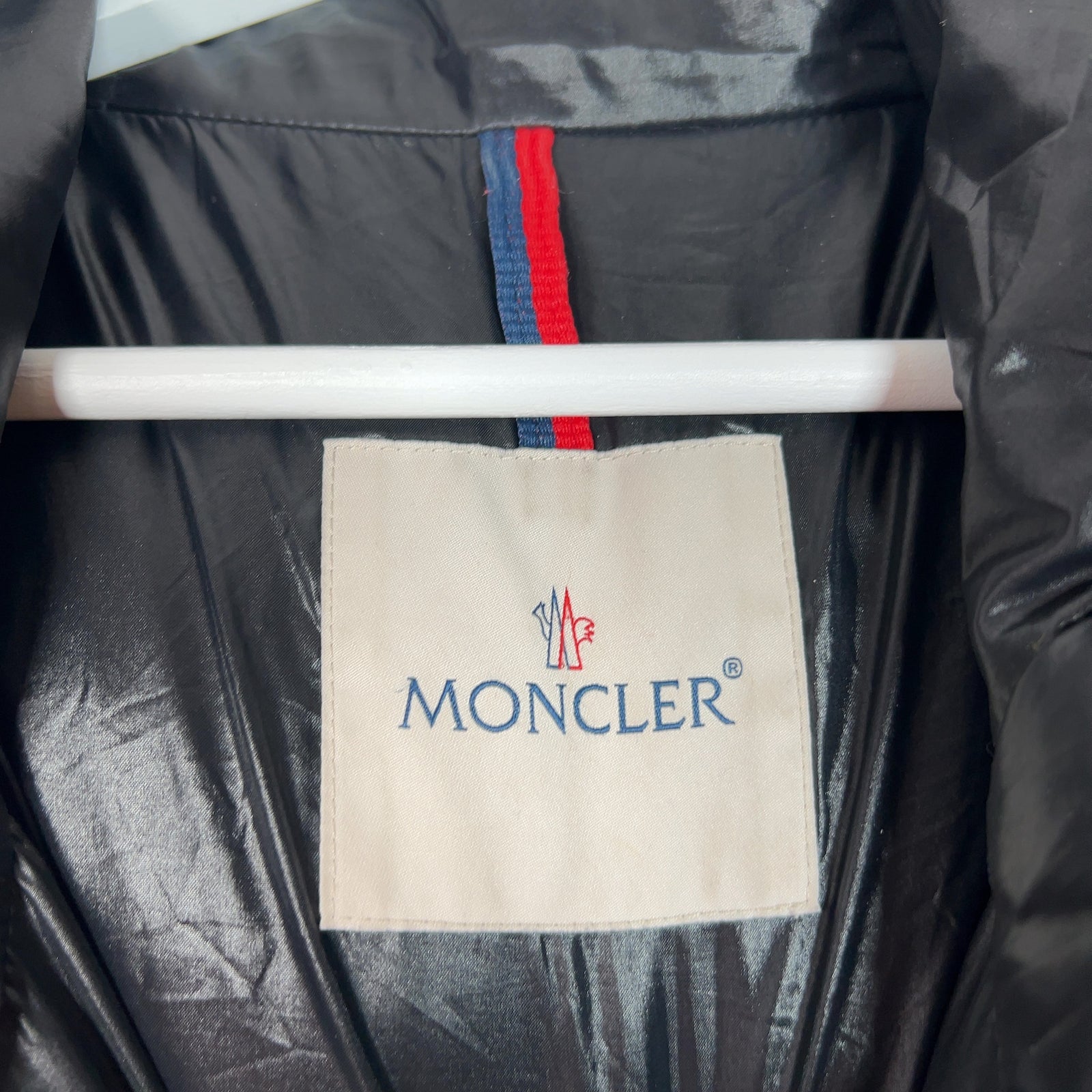Moncler Black Erins Giubbotto Puffer Jacket