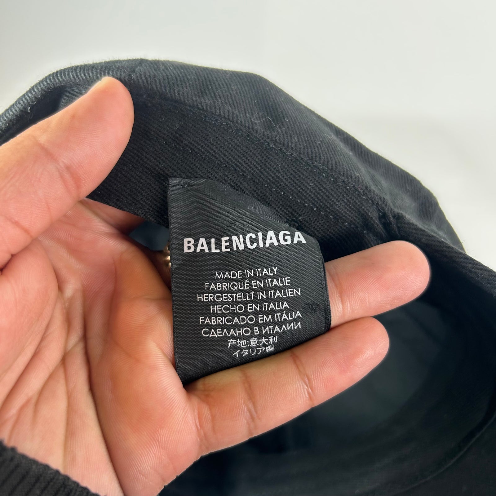 Balenciaga Black Mastercard Logo Cap Size L