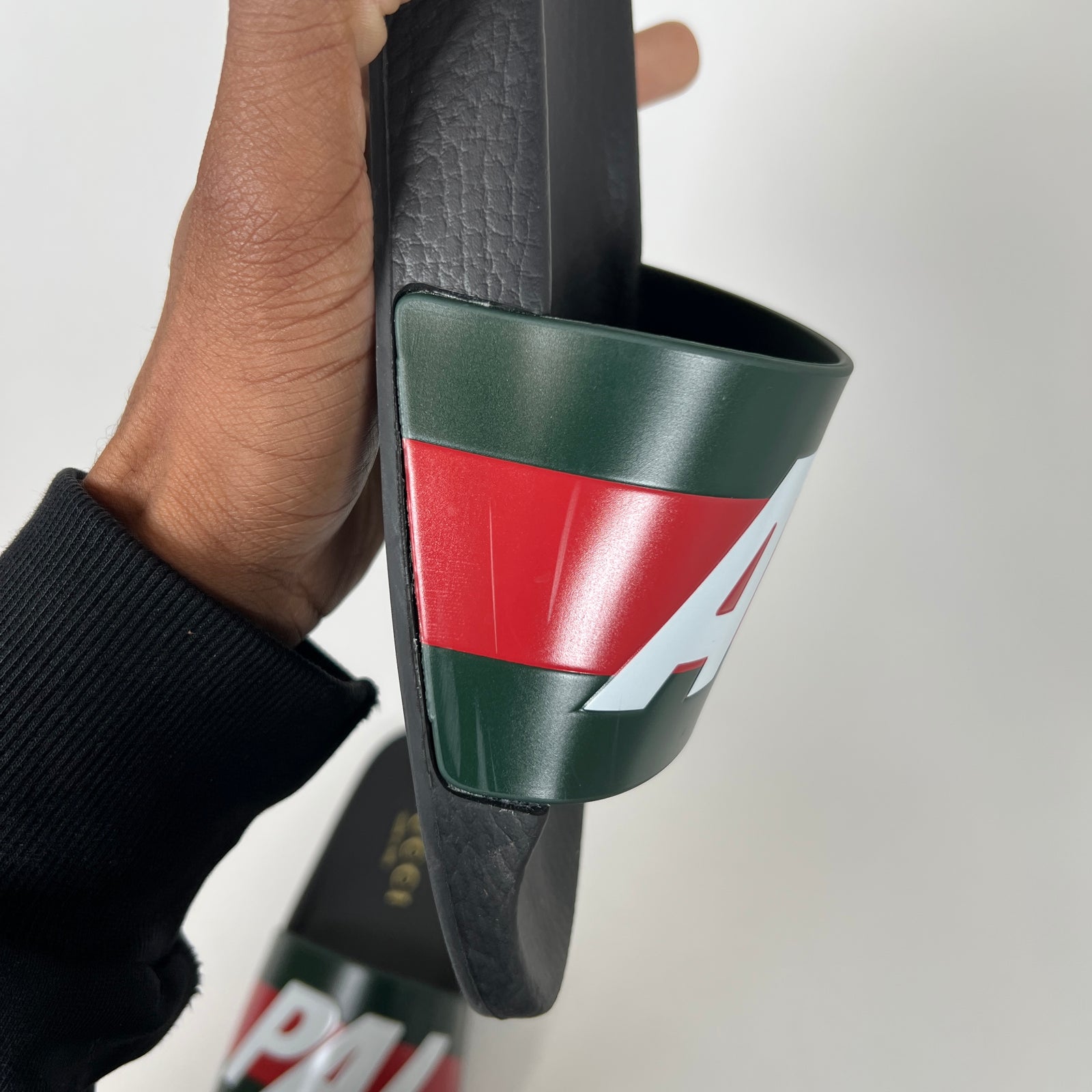 Gucci x Palace Black Slides Size 39