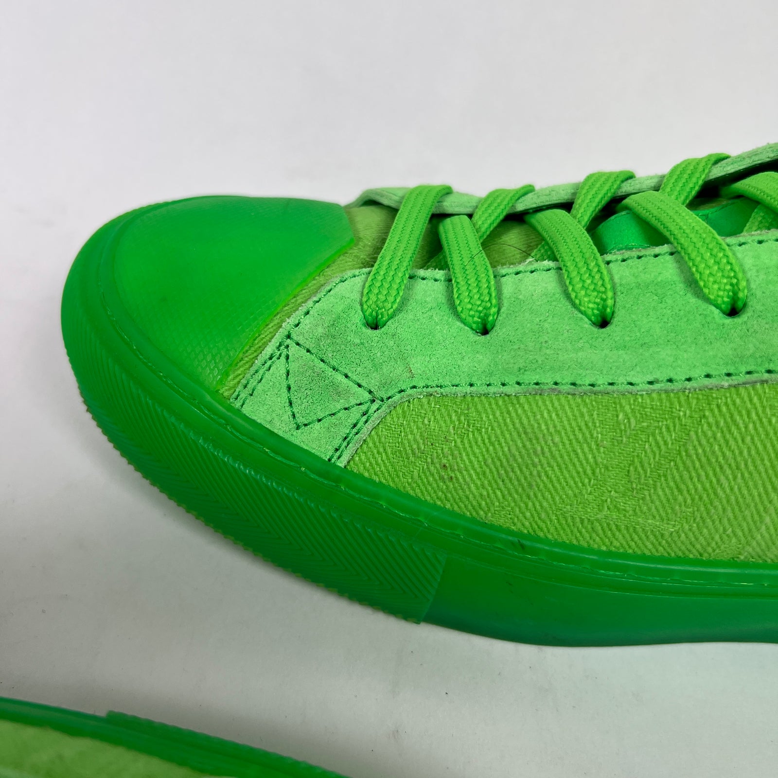 Louis Vuitton Canvas Monogram Shoes Size 9