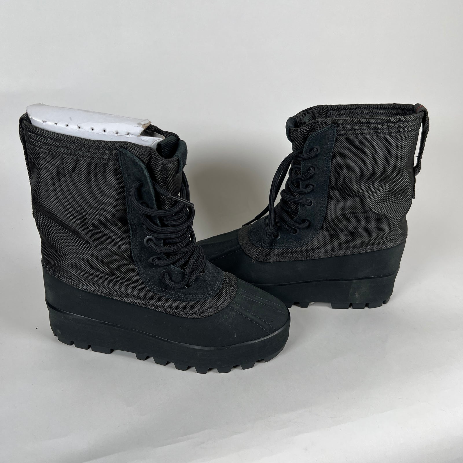Yeezy 950 Pirate Black Size 7