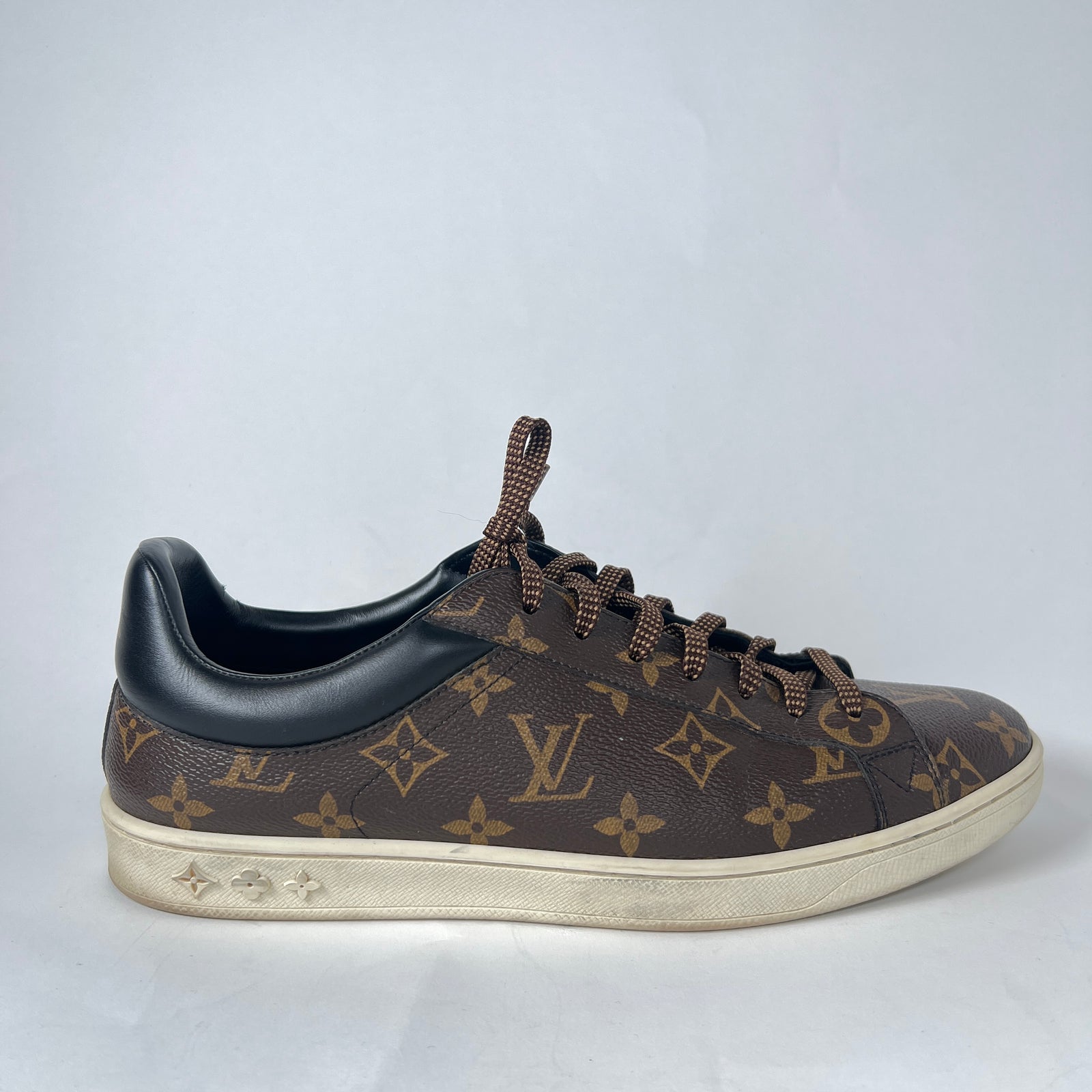 Louis Vuitton Brown Monogram Luxembourg Low-Top Sneaker Size LV 8