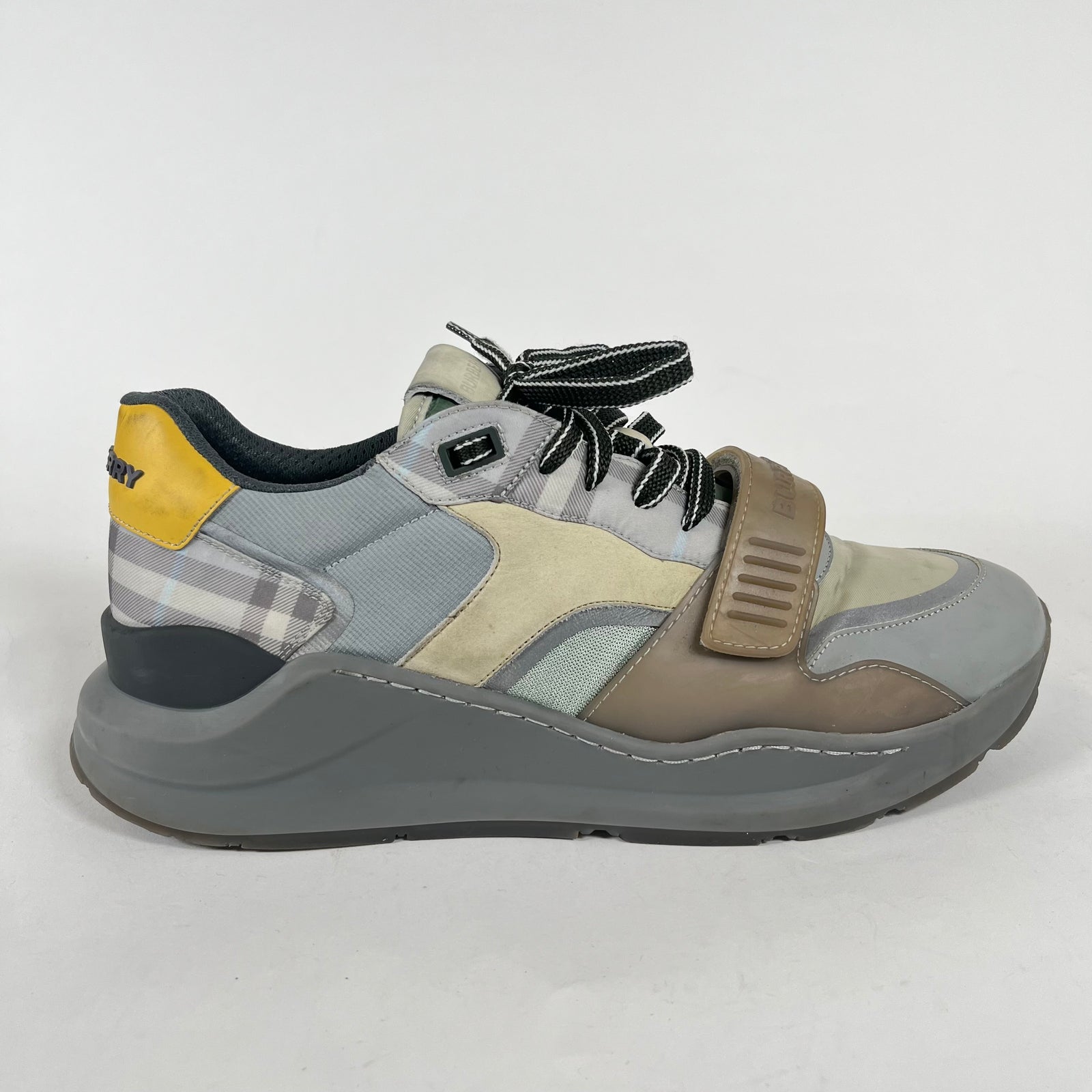 Burberry Grey/Yellow Ramsey Sneakers Size 44