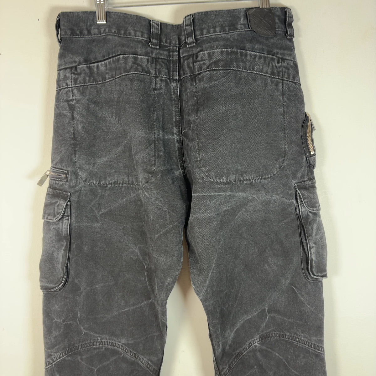 Off-White Cargo Distressed Effect Cargo Pants