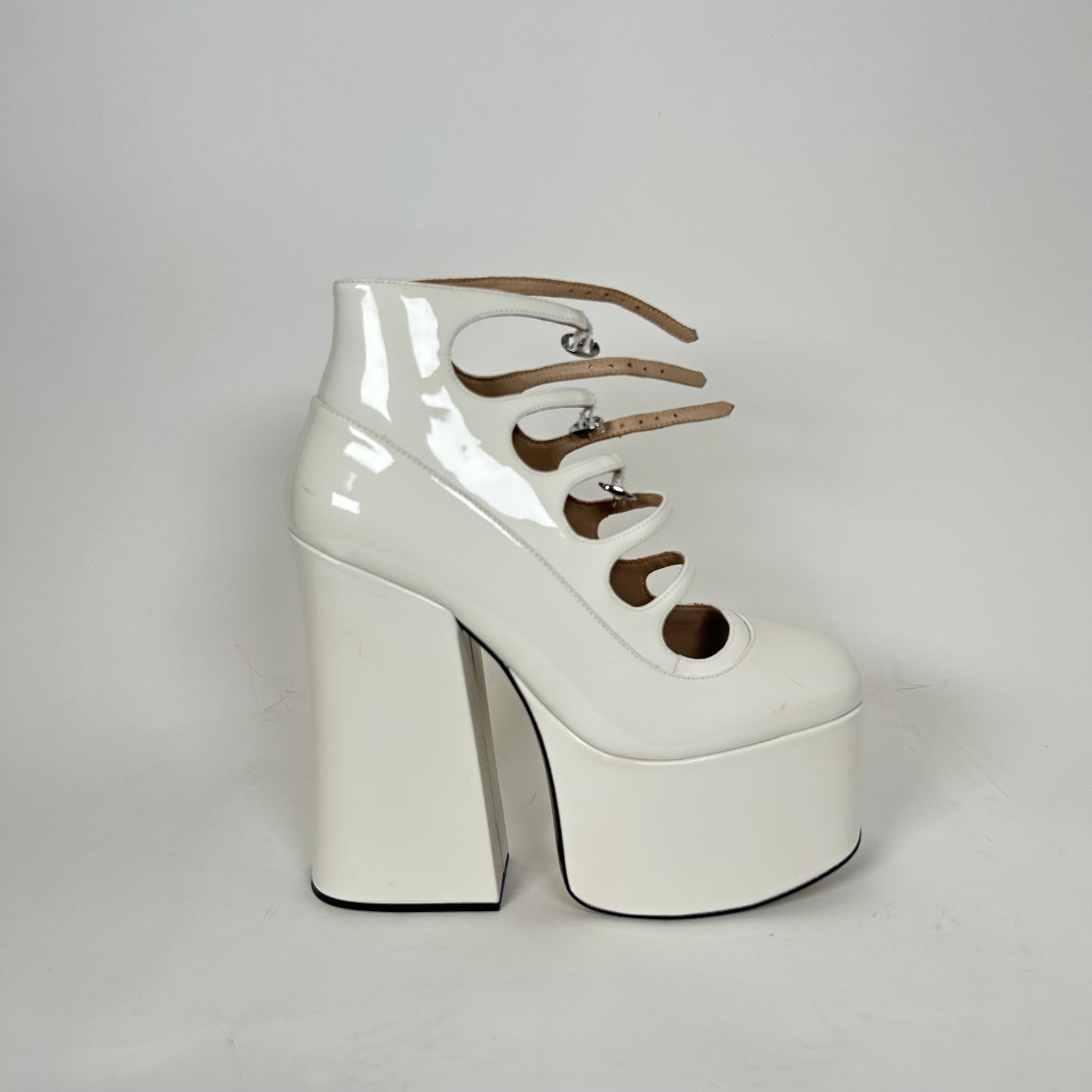 Marc Jacobs White Patent Leather Kiki Platform Heels Size 41