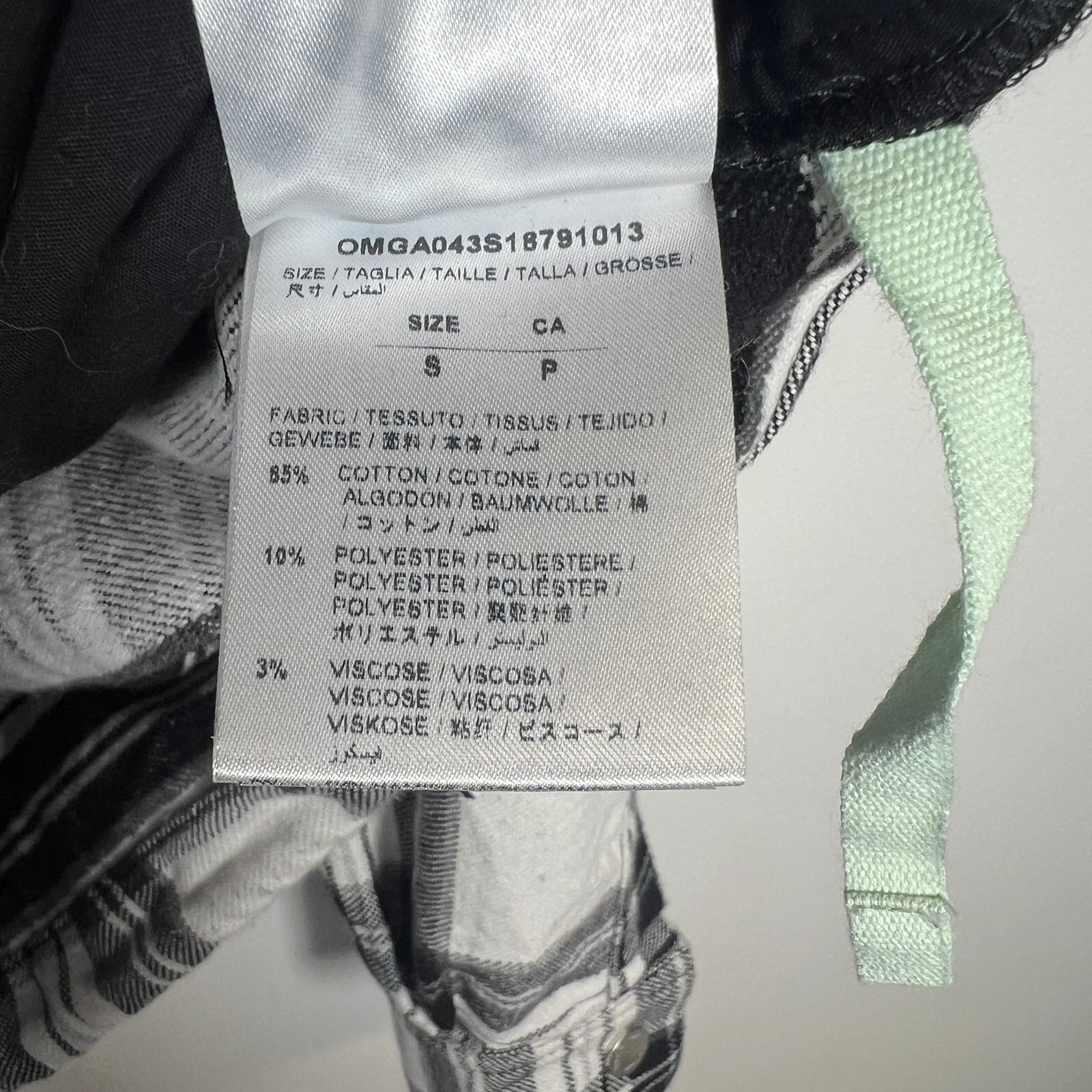 Off-White Checkered Flannel With Hood Size M