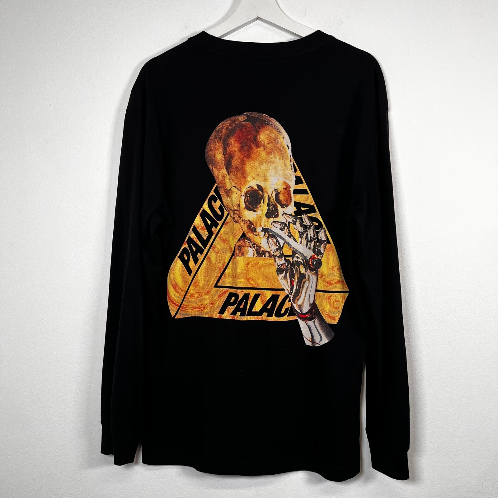 Palace Black Smoking Skull LS Tee Size M