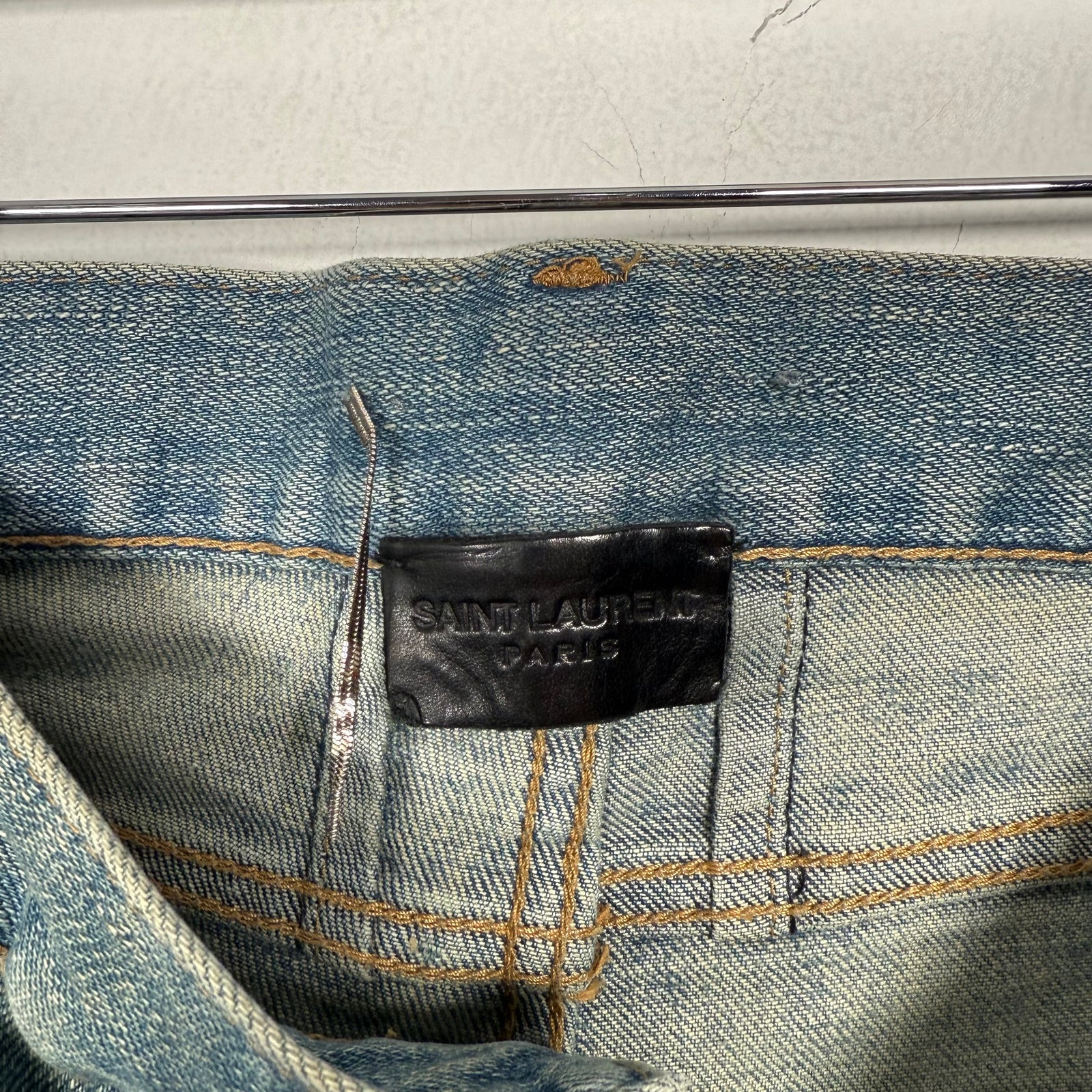 Saint Laurent Jeans Lightwash Distressed D02 Size 27
