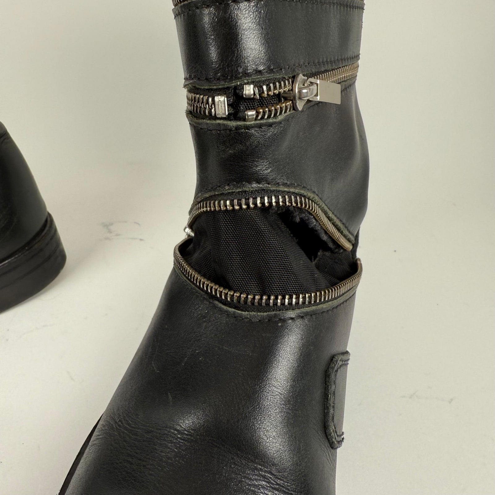 Raf Simons AW06 Black 'Accordion' Zipper Boots Size 8